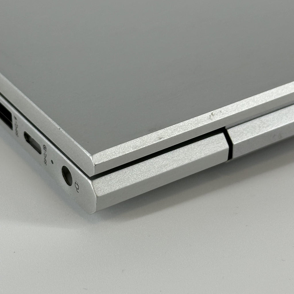 HP ProBook 440 G8 14 Silver 2.4 GHz Intel Core i5 11th Gen. 16GB RAM 1TB Solid State Drive