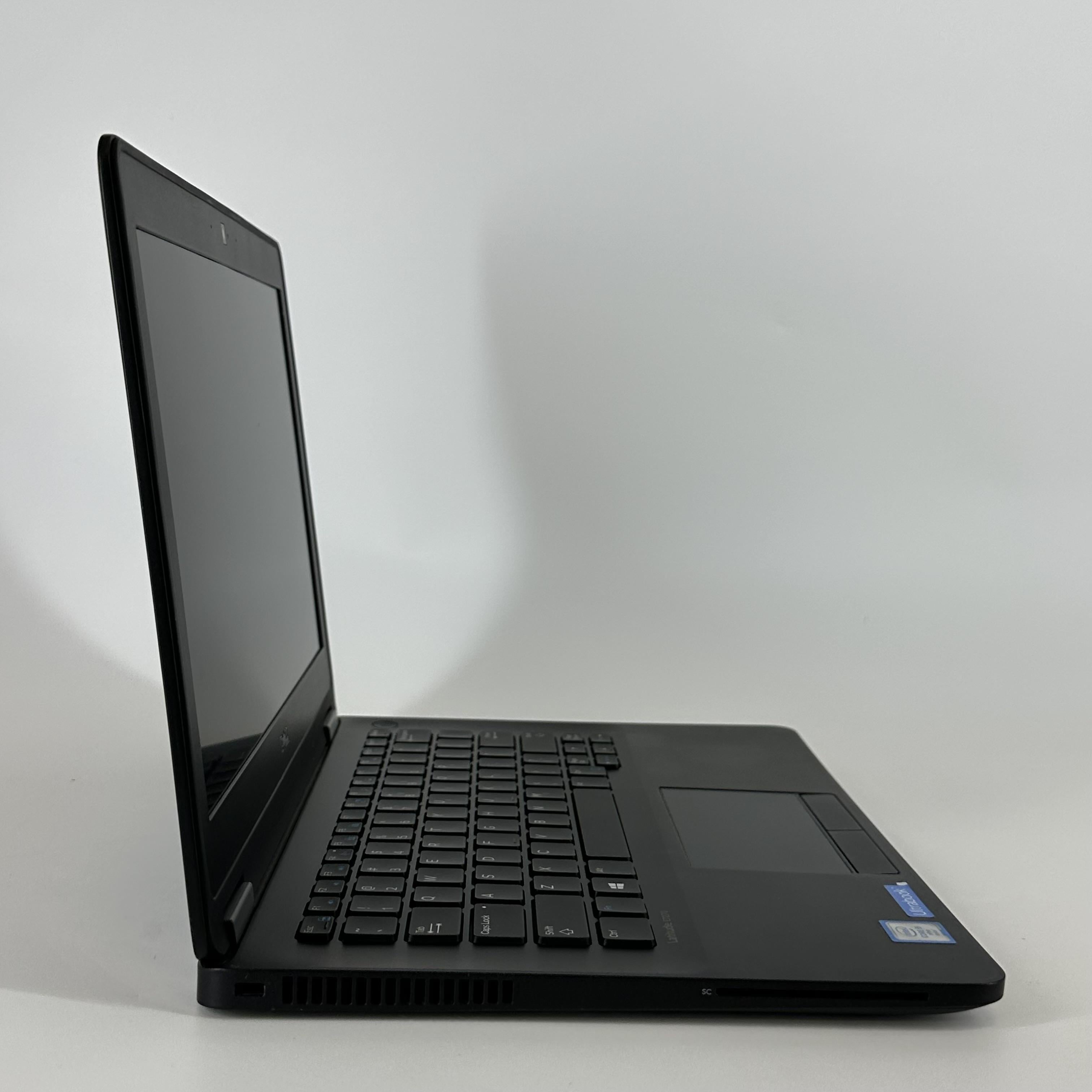 Dell Latitude E7270 13 Black 2.4 GHz Intel Core i5 6th Gen. 4GB RAM 128GB Solid State Drive