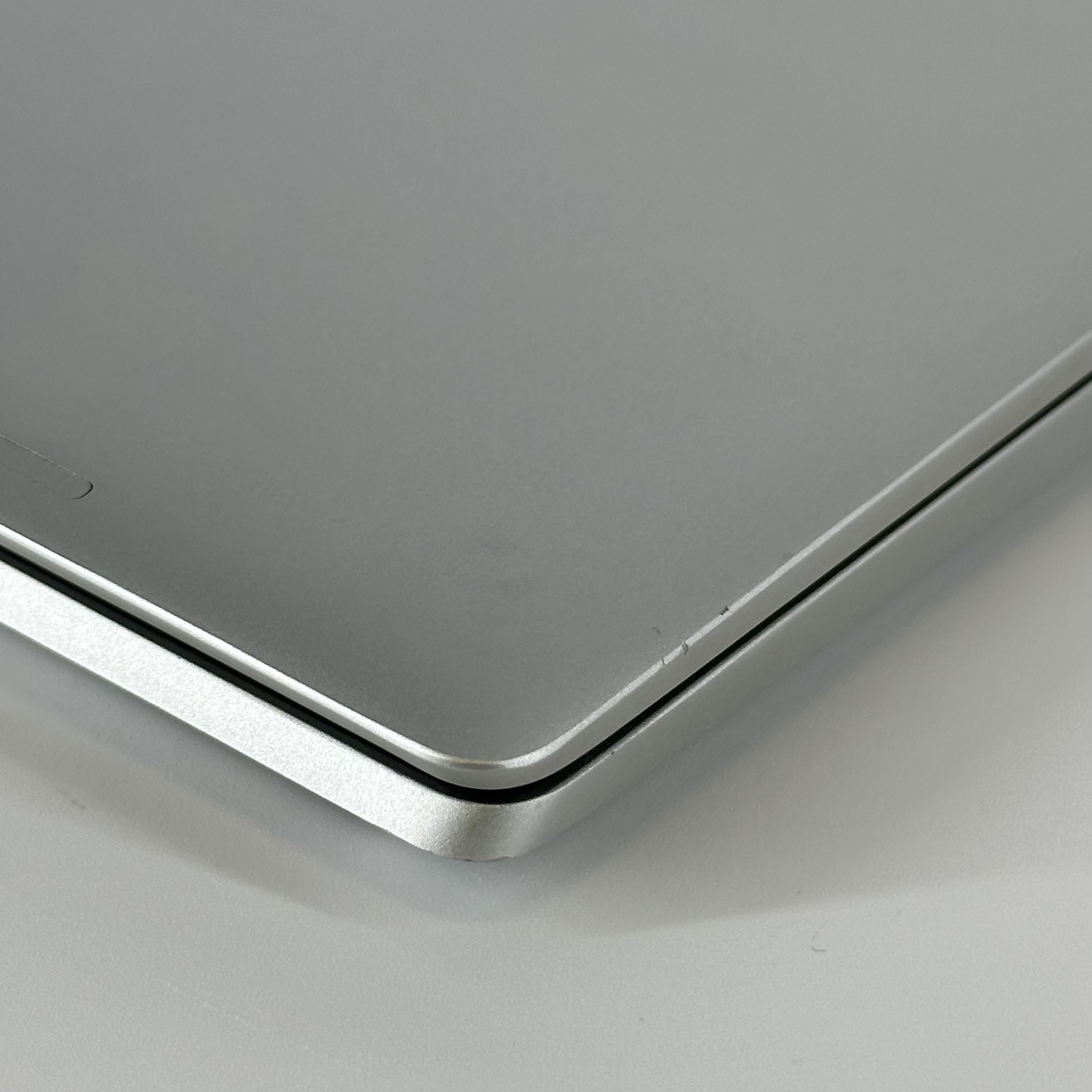 HP ProBook 440 G8 14 Silver 2.4 GHz Intel Core i5 11th Gen. 16GB RAM 1TB Solid State Drive