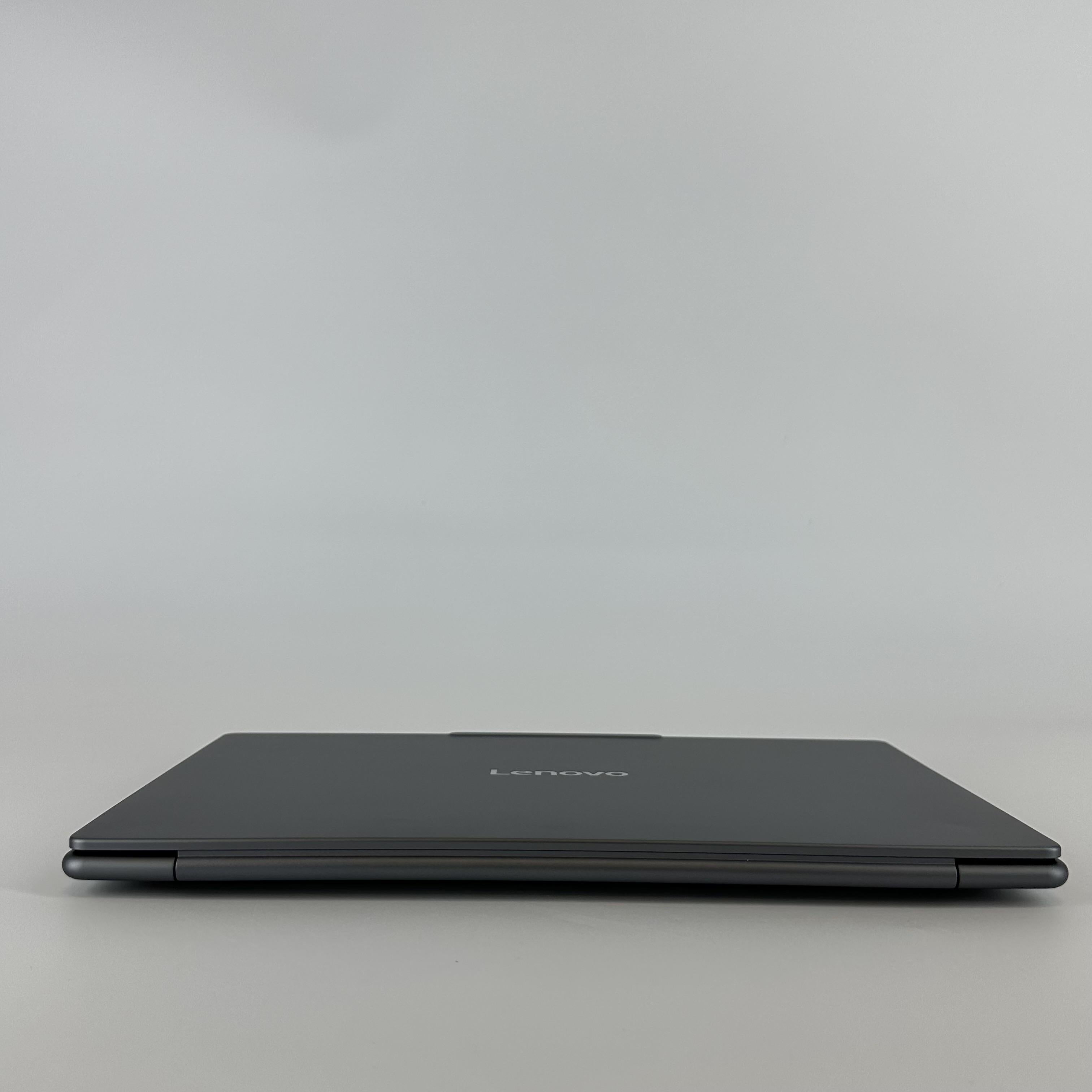 Lenovo Slim 7i 14 Gray 2.2 GHz Intel Core Ultra 7 16GB RAM 1TB Solid State Drive