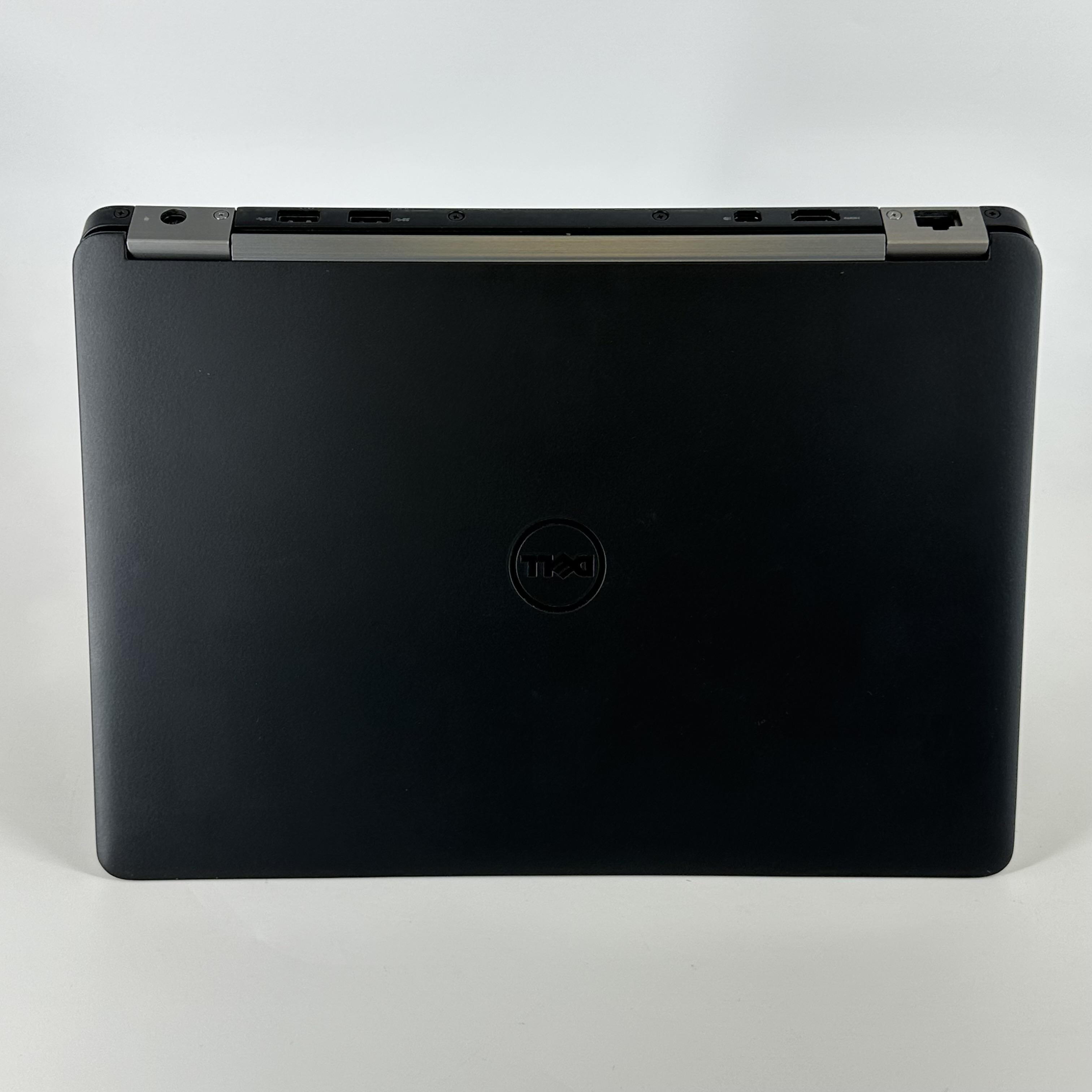 Dell Latitude E7270 13 Black 2.4 GHz Intel Core i5 6th Gen. 4GB RAM 128GB Solid State Drive