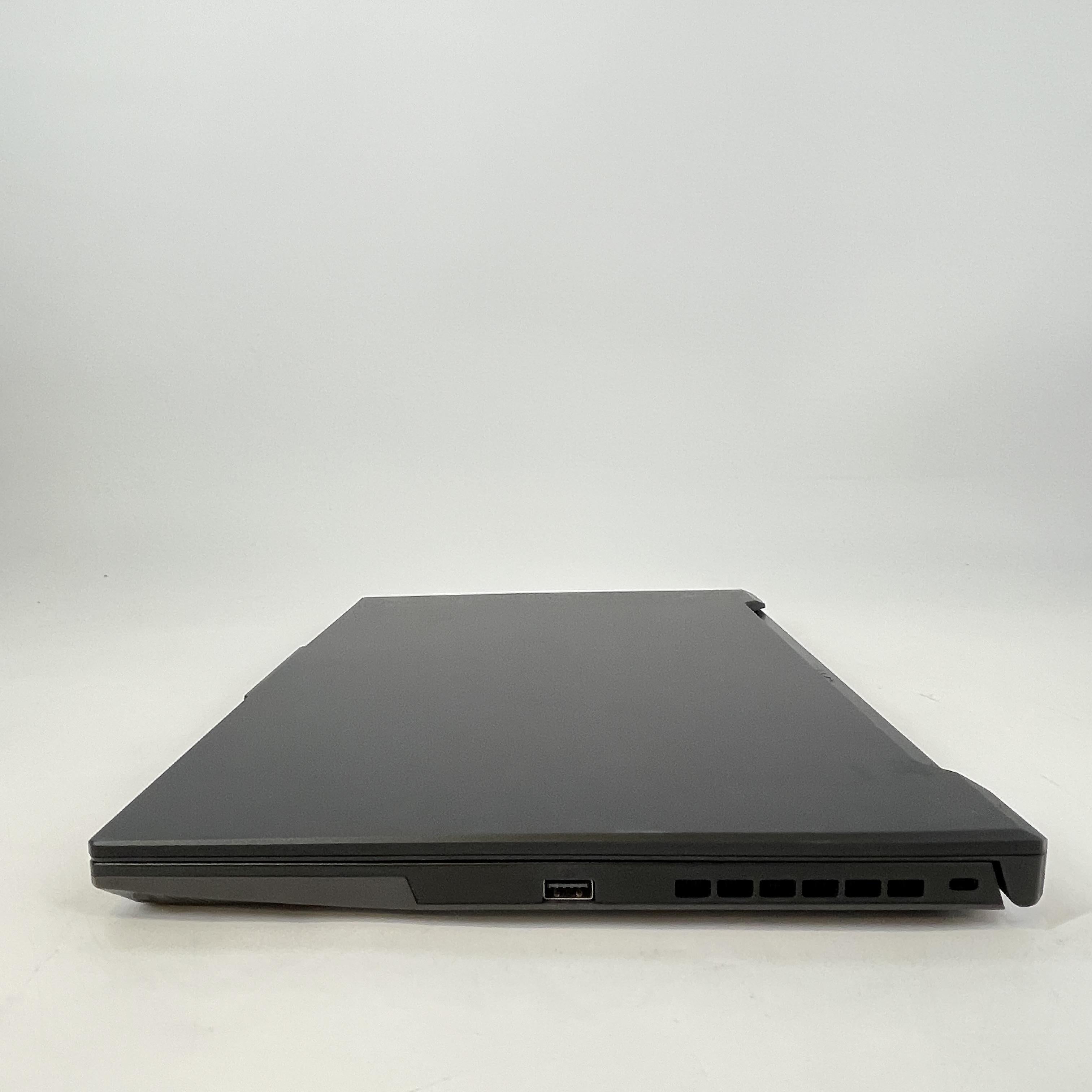 Asus TUF A16 16 Jaeger Gray 3.2 GHz AMD Ryzen 7 7735HS 16GB RAM 512GB Solid State Drive AMD Radeon RX 7700S 8 GB