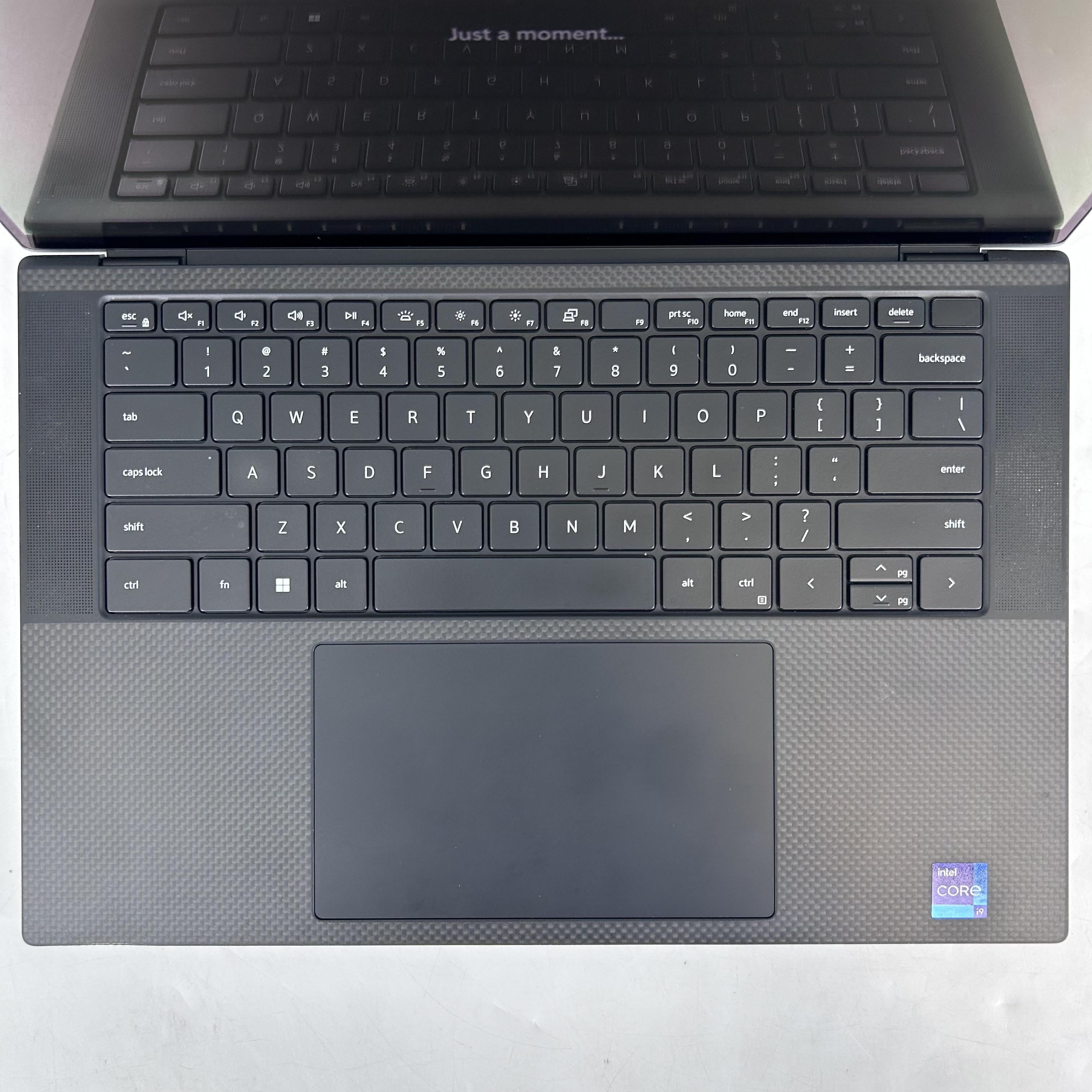 Dell XPS 15 9520 Silver 2.5 GHz Intel Core i9 12th Gen. 32GB RAM 1TB Solid State Drive NVIDIA GeForce RTX 3050 Ti 4 GB