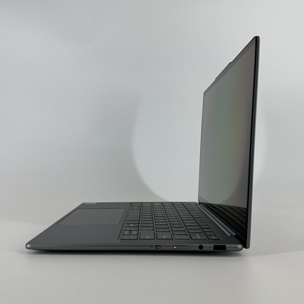 Lenovo Slim 7i 14 Gray 2.2 GHz Intel Core Ultra 7 16GB RAM 1TB Solid State Drive
