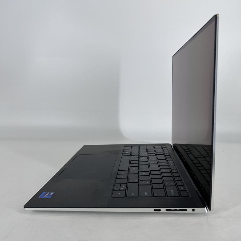 Dell XPS 15 9520 Silver 2.5 GHz Intel Core i9 12th Gen. 32GB RAM 1TB Solid State Drive NVIDIA GeForce RTX 3050 Ti 4 GB
