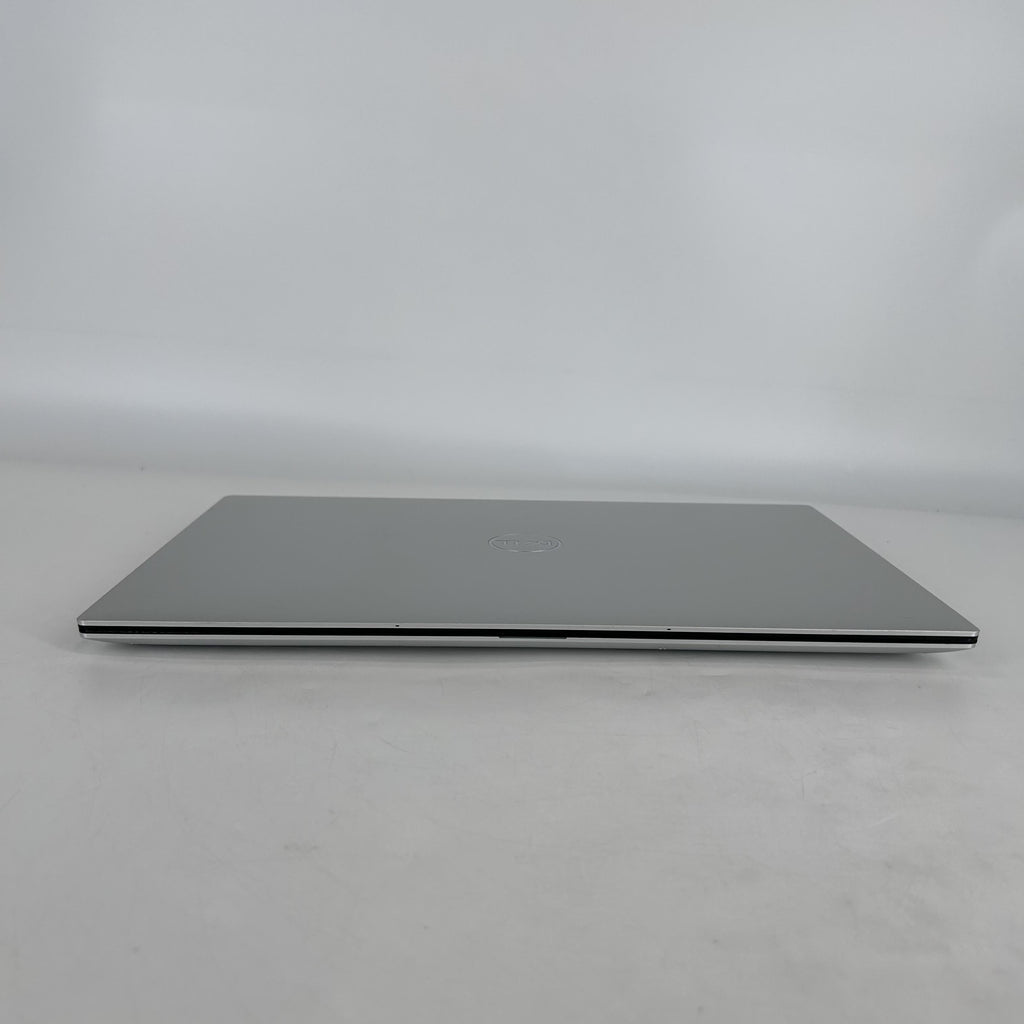 Dell XPS 15 9520 Silver 2.5 GHz Intel Core i9 12th Gen. 32GB RAM 1TB Solid State Drive NVIDIA GeForce RTX 3050 Ti 4 GB