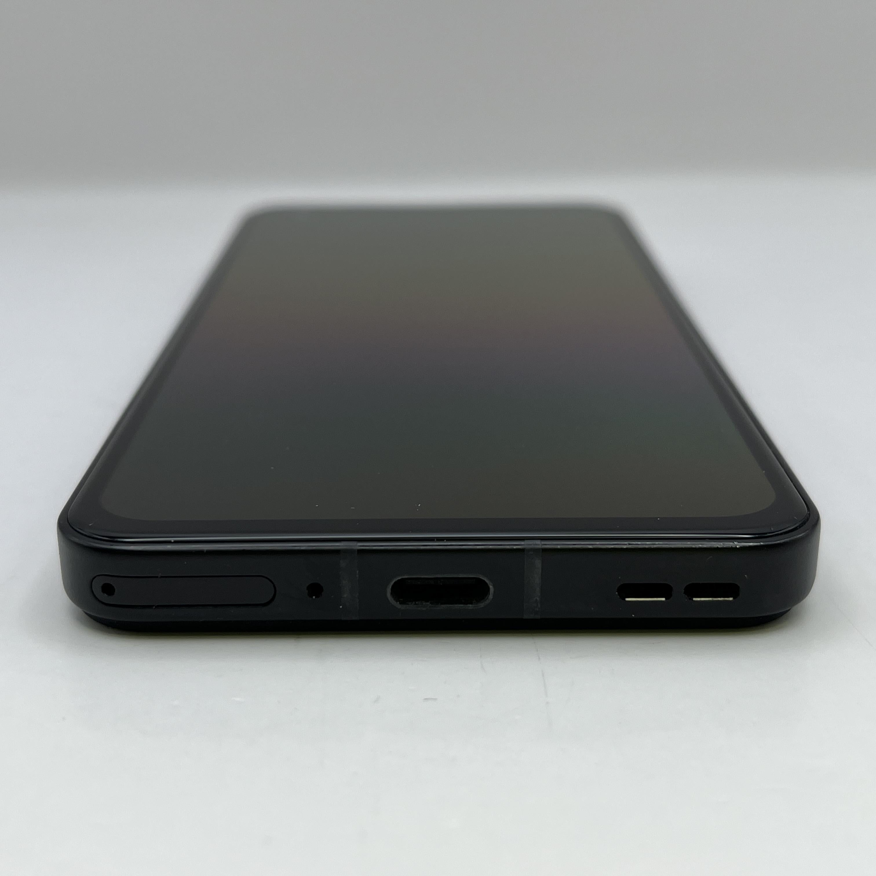 ASUS Zenfone 9 8GB RAM 128GB Black (GSM Unlocked)