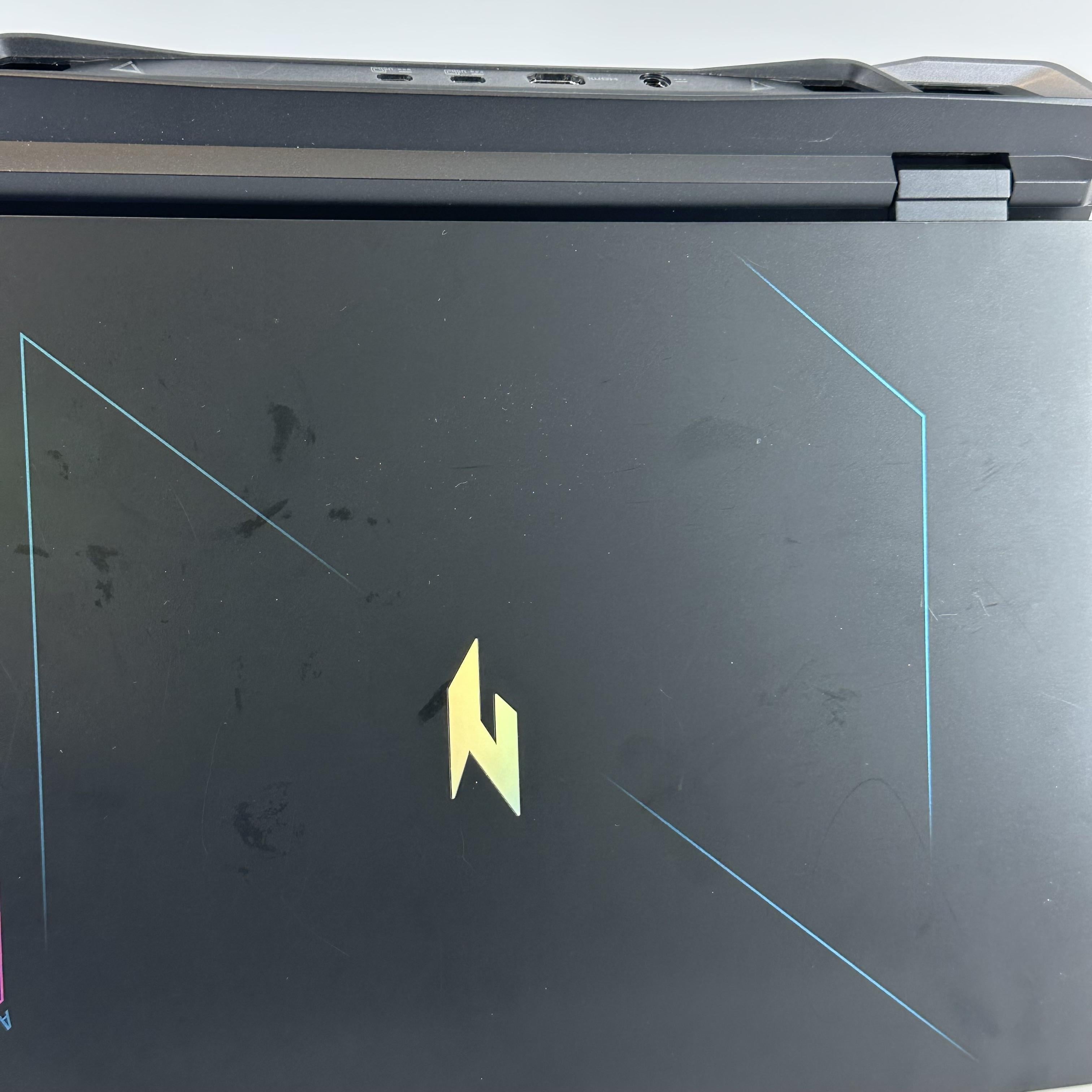 Acer Nitro 17 Black 3.8 GHz AMD Ryzen 7 7840HS 32GB RAM 2TB Solid State Drive 1TB Solid State Drive NVIDIA GeForce RTX 4060 8 GB