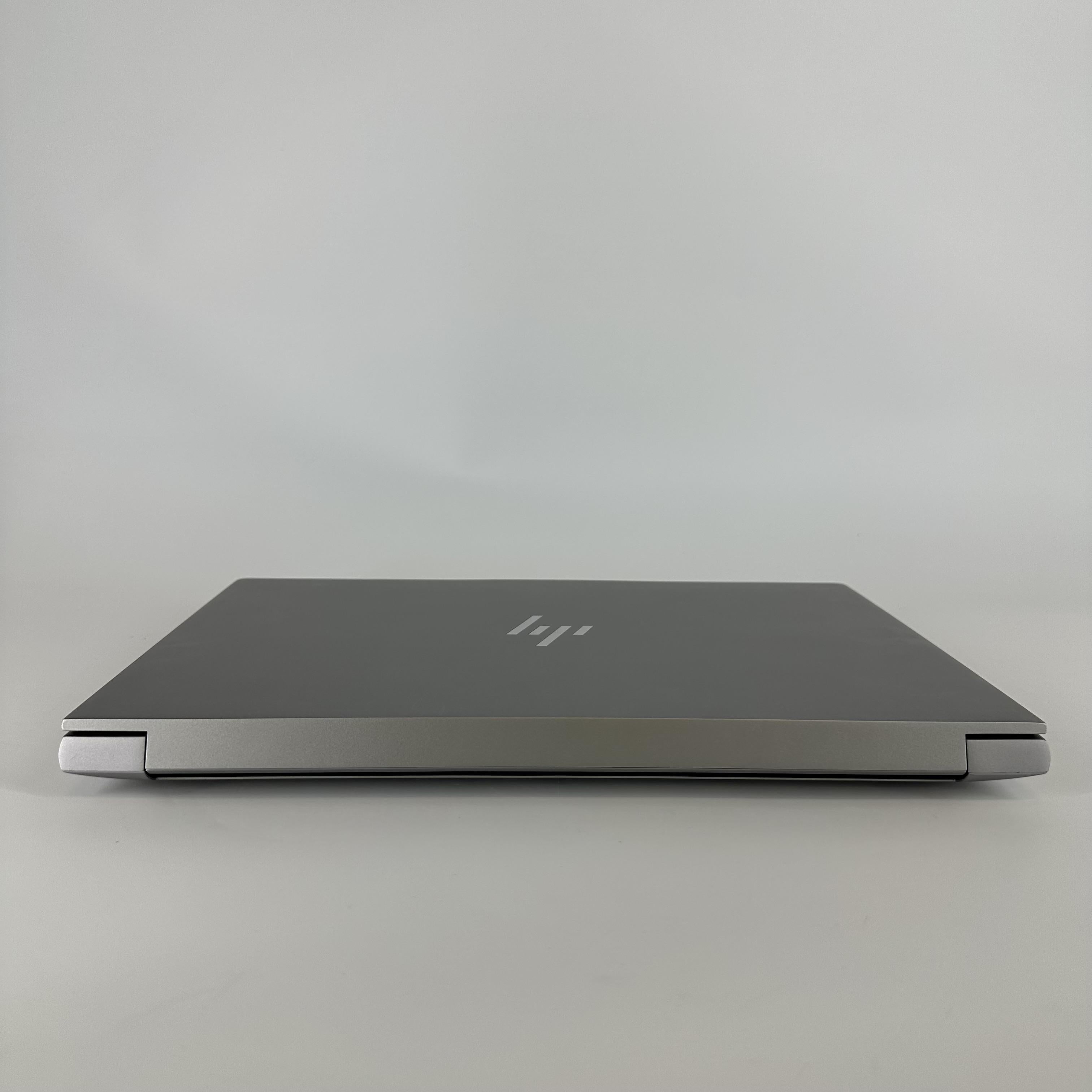 HP ZBook Fury 16 G9 Silver 2.1 GHz Intel Core i7 12th Gen. 32GB RAM 1TB Solid State Drive NVIDIA RTX A2000 8 GB