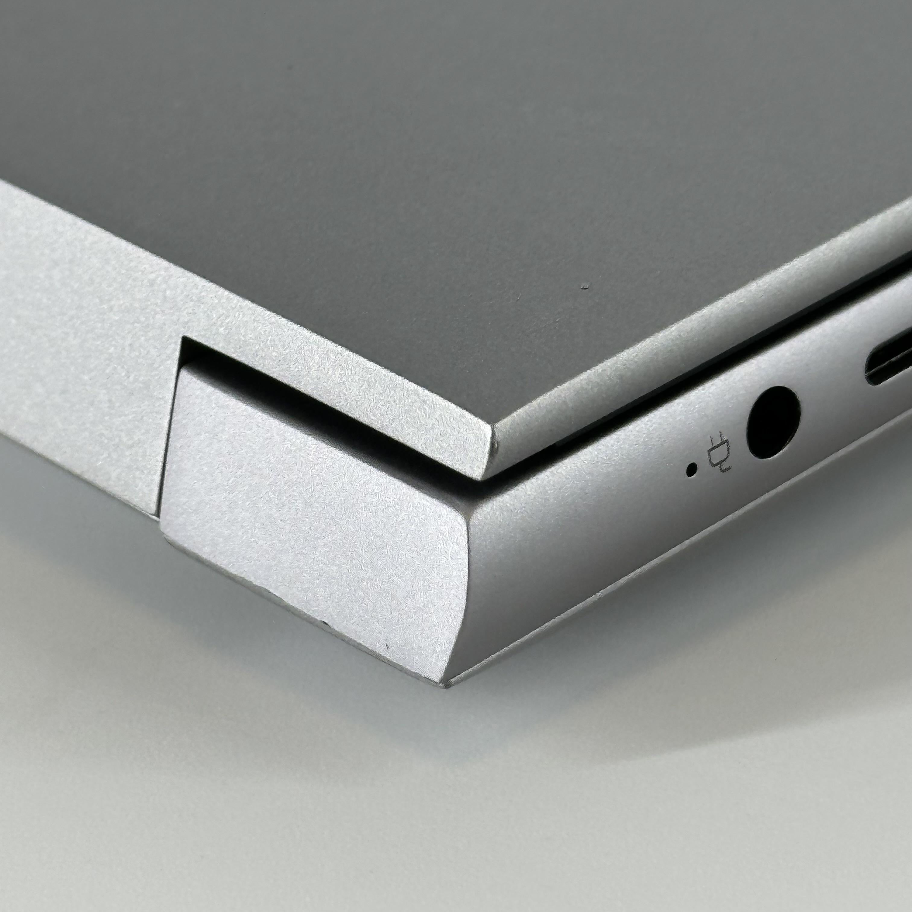 HP ZBook Fury 16 G9 Silver 2.1 GHz Intel Core i7 12th Gen. 32GB RAM 1TB Solid State Drive NVIDIA RTX A2000 8 GB
