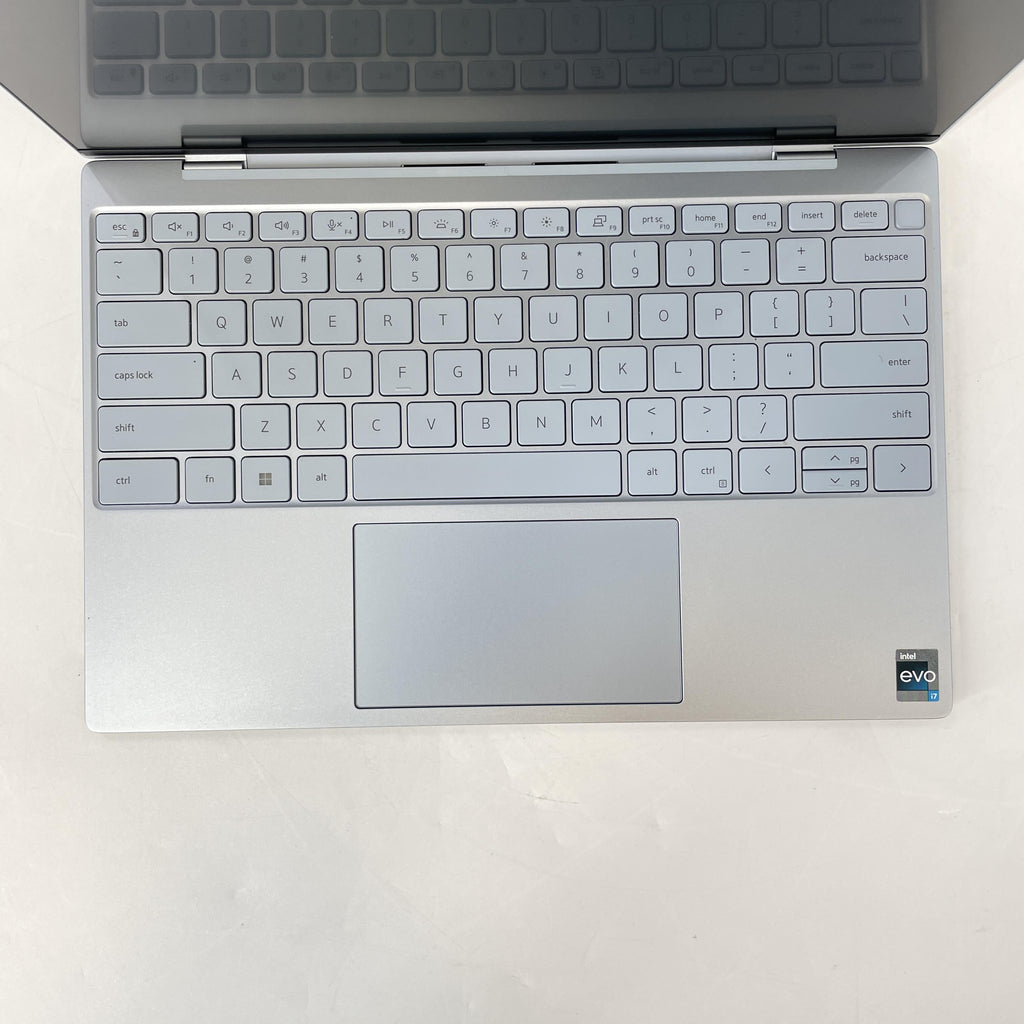 Dell XPS 13 9315 Blue 1.1 GHz Intel Core i7 12th Gen. 32GB RAM 1TB Solid State Drive