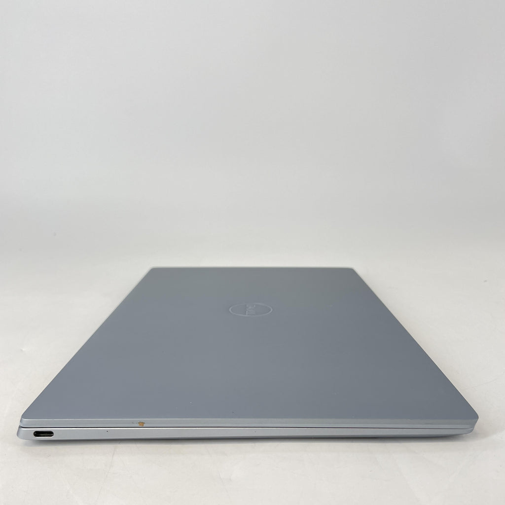 Dell XPS 13 9315 Blue 1.1 GHz Intel Core i7 12th Gen. 32GB RAM 1TB Solid State Drive