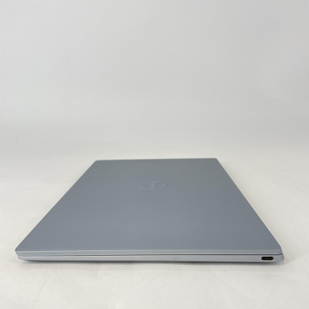 Dell XPS 13 9315 Blue 1.1 GHz Intel Core i7 12th Gen. 32GB RAM 1TB Solid State Drive