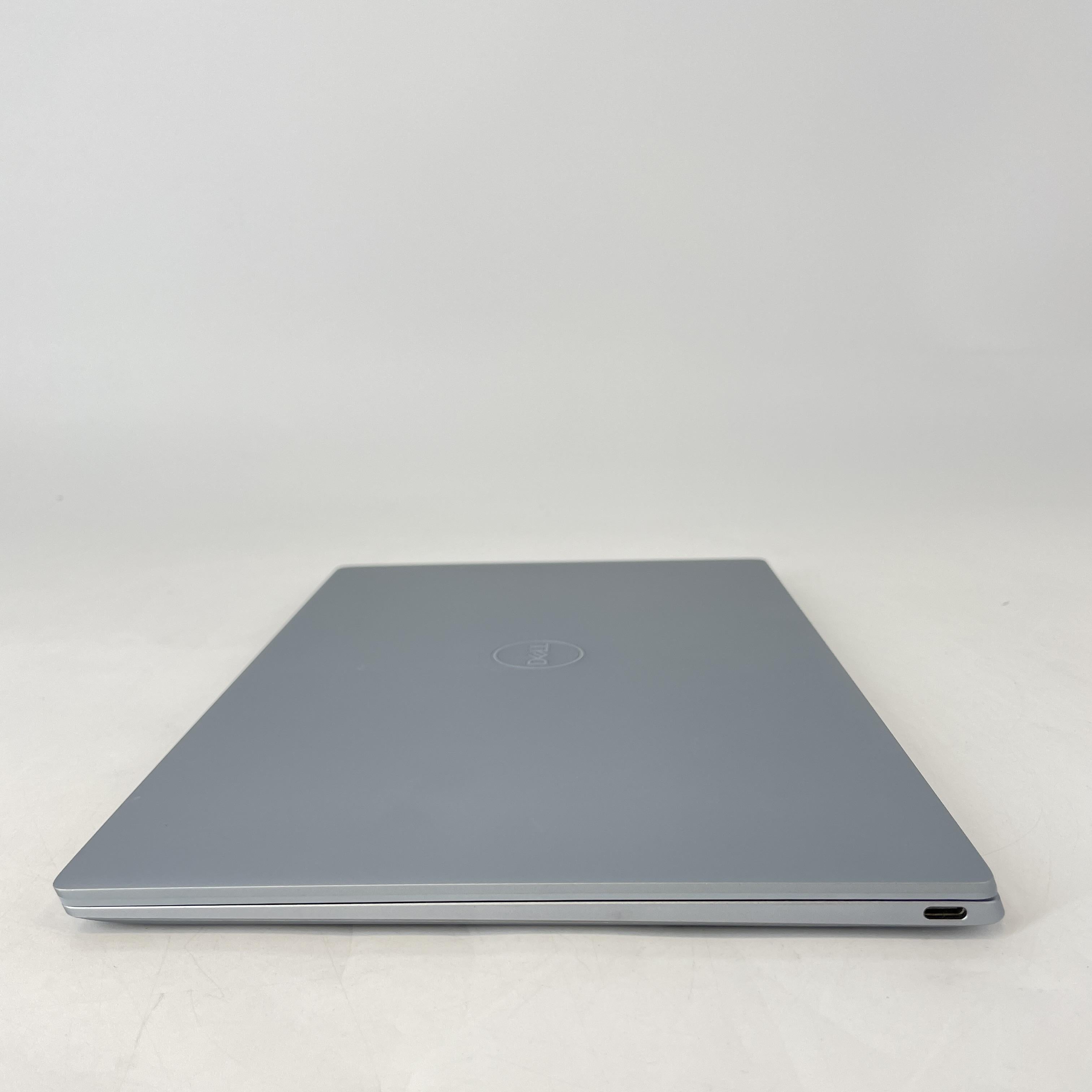 Dell XPS 13 9315 Blue 1.1 GHz Intel Core i7 12th Gen. 32GB RAM 1TB Solid State Drive