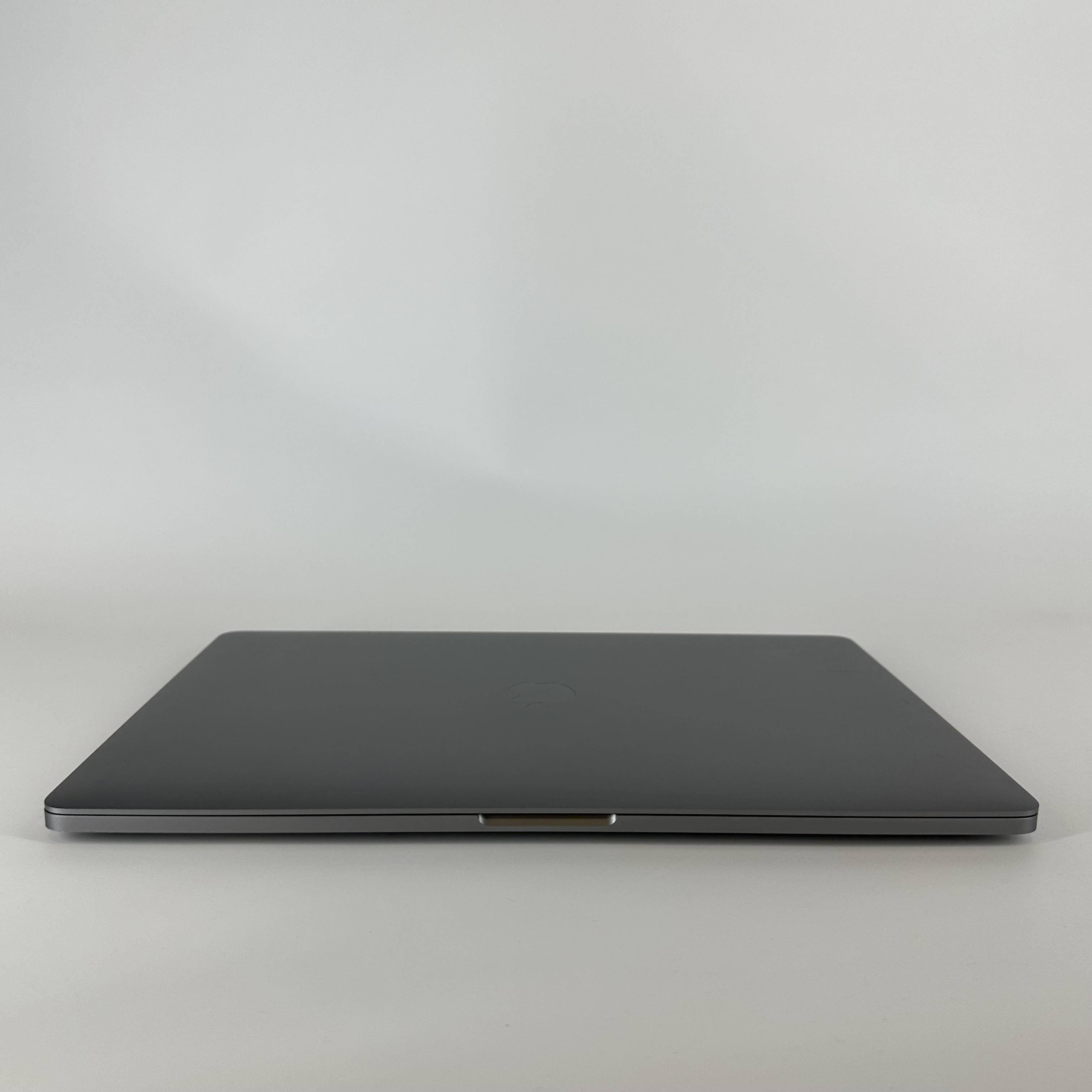 Apple MacBook Pro 16 Touch Bar 2019 Space Gray 2.4 GHz Intel Core i9 9th Gen. 16GB RAM 1TB Solid State Drive AMD Radeon Pro 5500M 8 GB