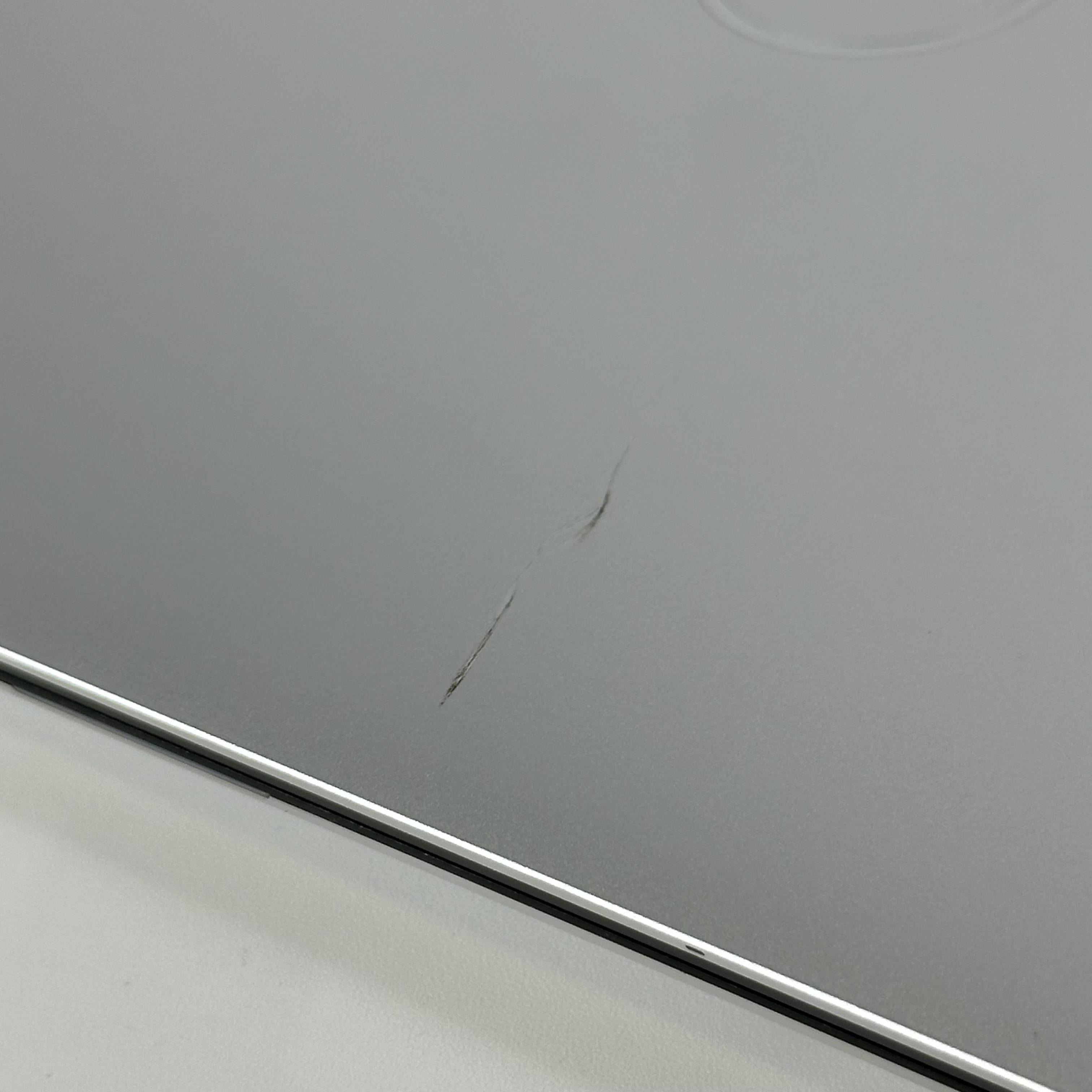 Dell XPS 15 9520 Silver 2.3 GHz Intel Core i7 12th Gen. 32GB RAM 512GB Solid State Drive NVIDIA GeForce RTX 3050 4 GB