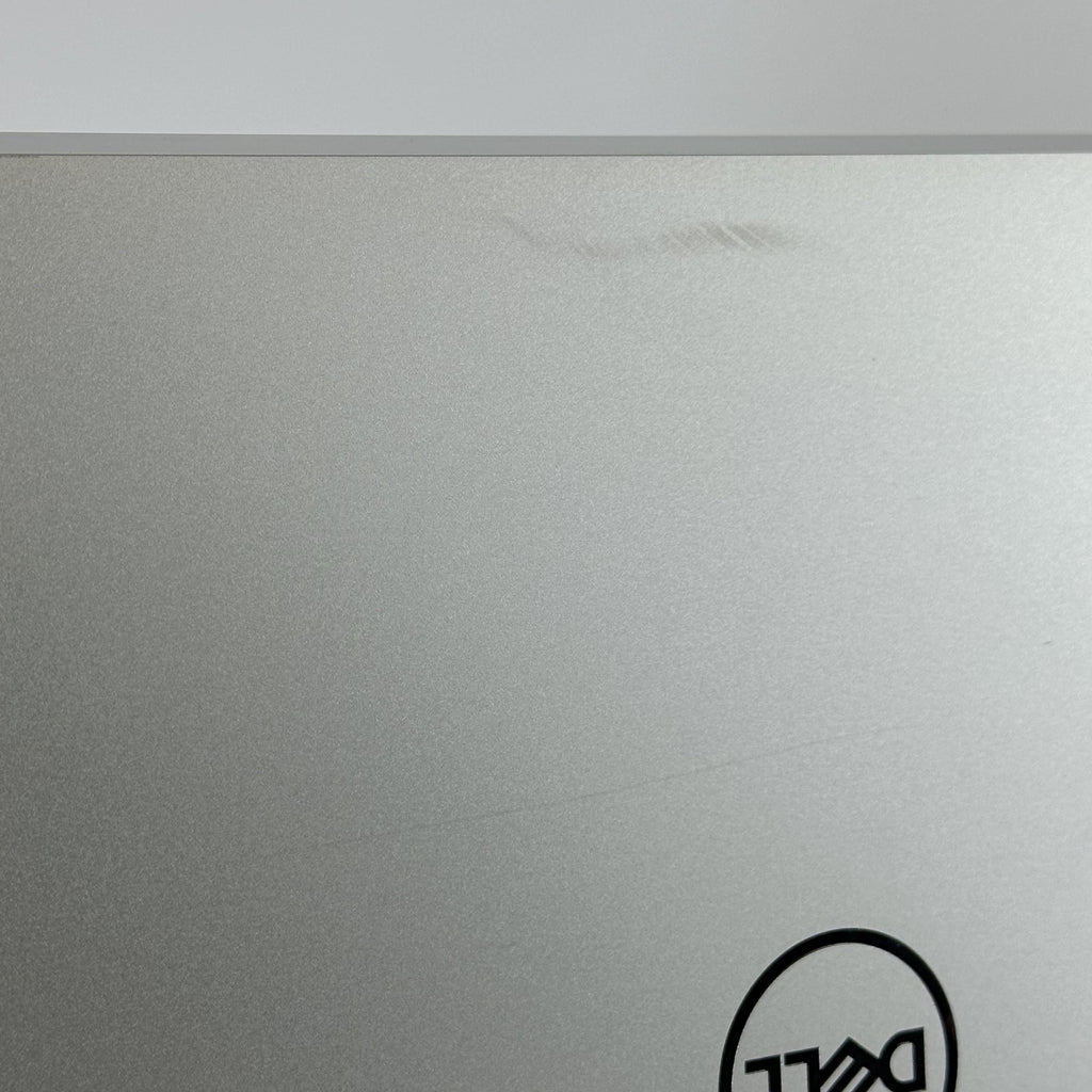 Dell XPS 15 9520 Silver 2.3 GHz Intel Core i7 12th Gen. 32GB RAM 512GB Solid State Drive NVIDIA GeForce RTX 3050 4 GB