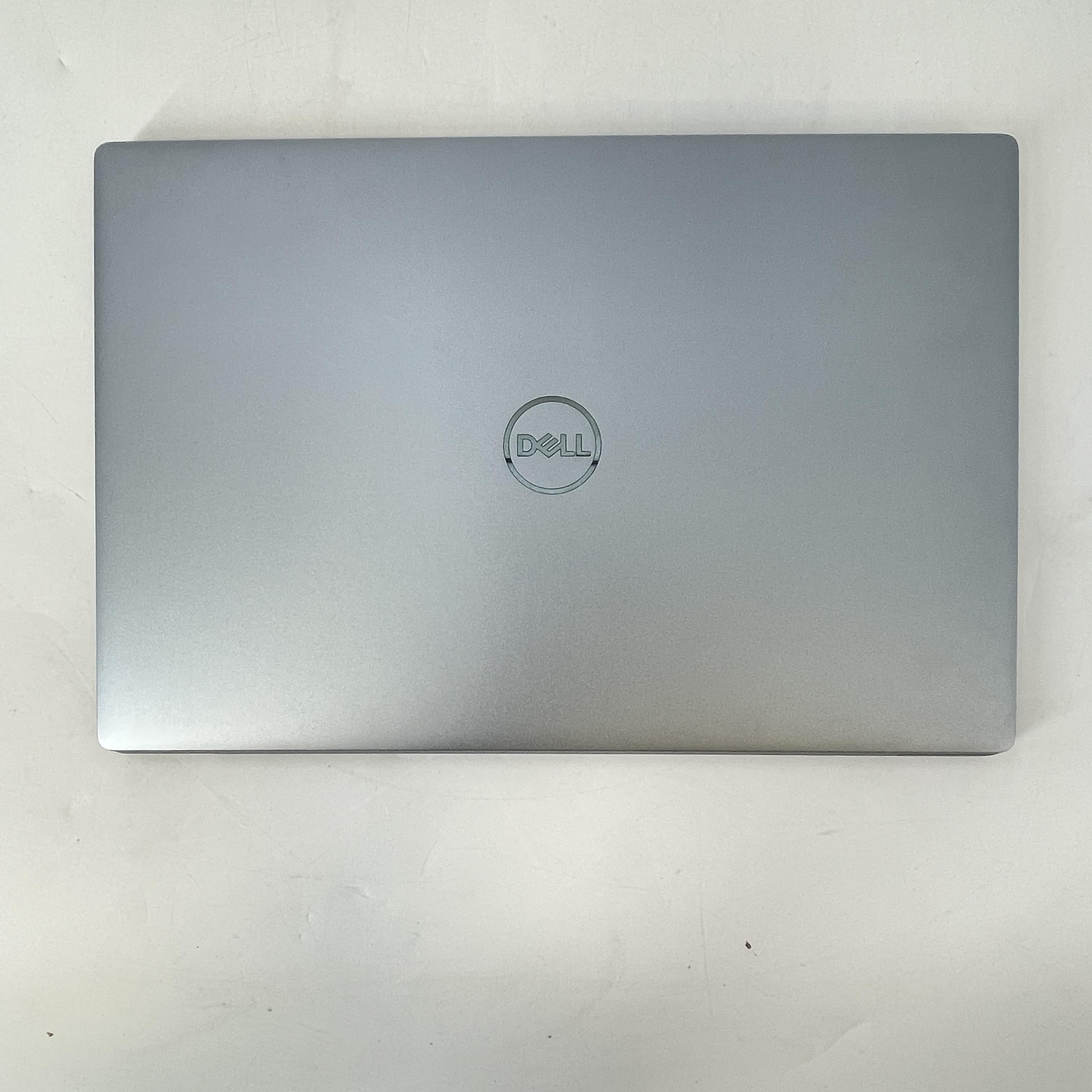 Dell XPS 13 9315 Blue 1.1 GHz Intel Core i7 12th Gen. 16GB RAM 512GB Solid State Drive