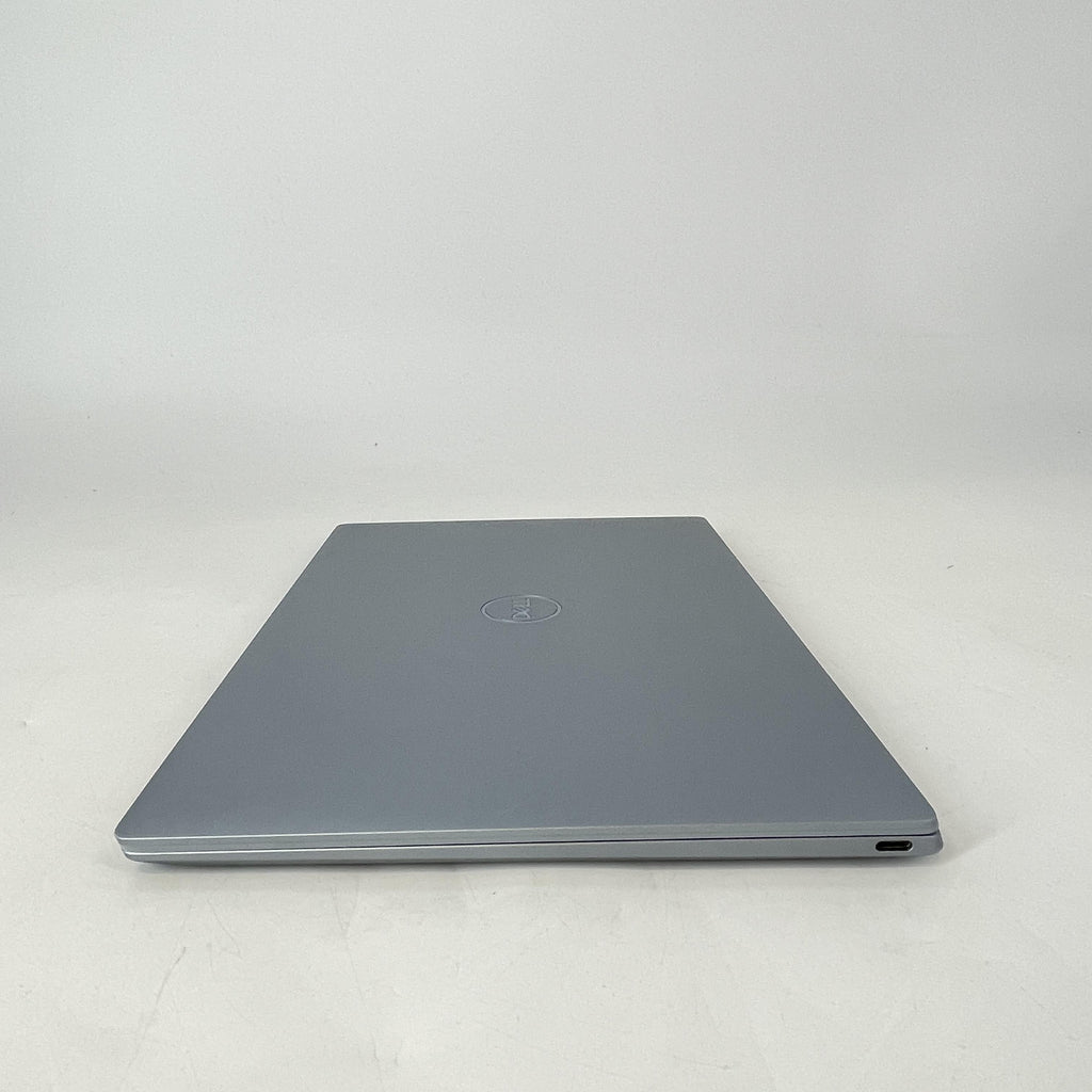 Dell XPS 13 9315 Blue 1.1 GHz Intel Core i7 12th Gen. 16GB RAM 512GB Solid State Drive