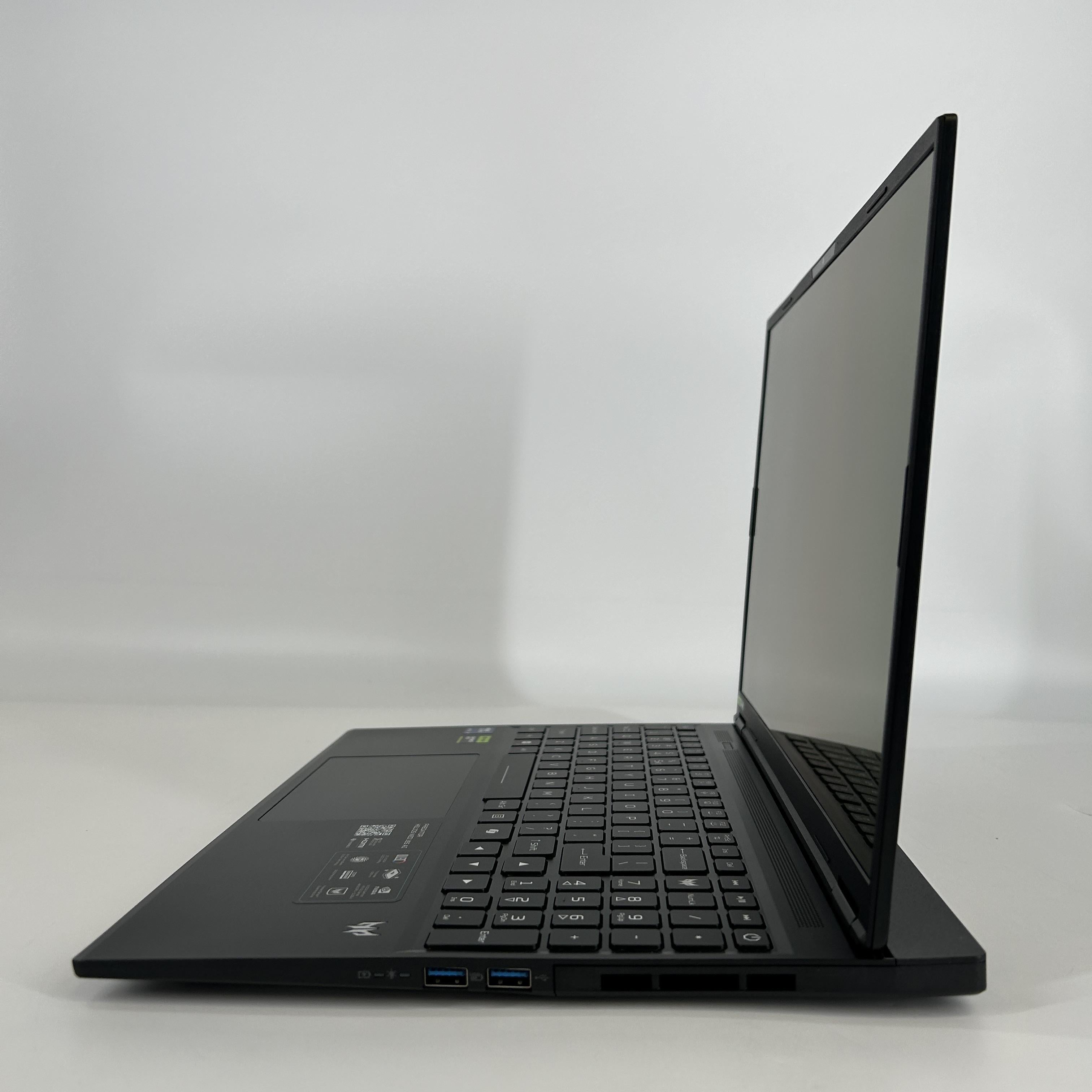 Acer Predator Helios Neo 16S AI 16 Black 2.7 GHz Intel Core Ultra 9 Series 2 32GB RAM 1TB Solid State Drive NVIDIA GeForce RTX 5070 Ti 12 GB