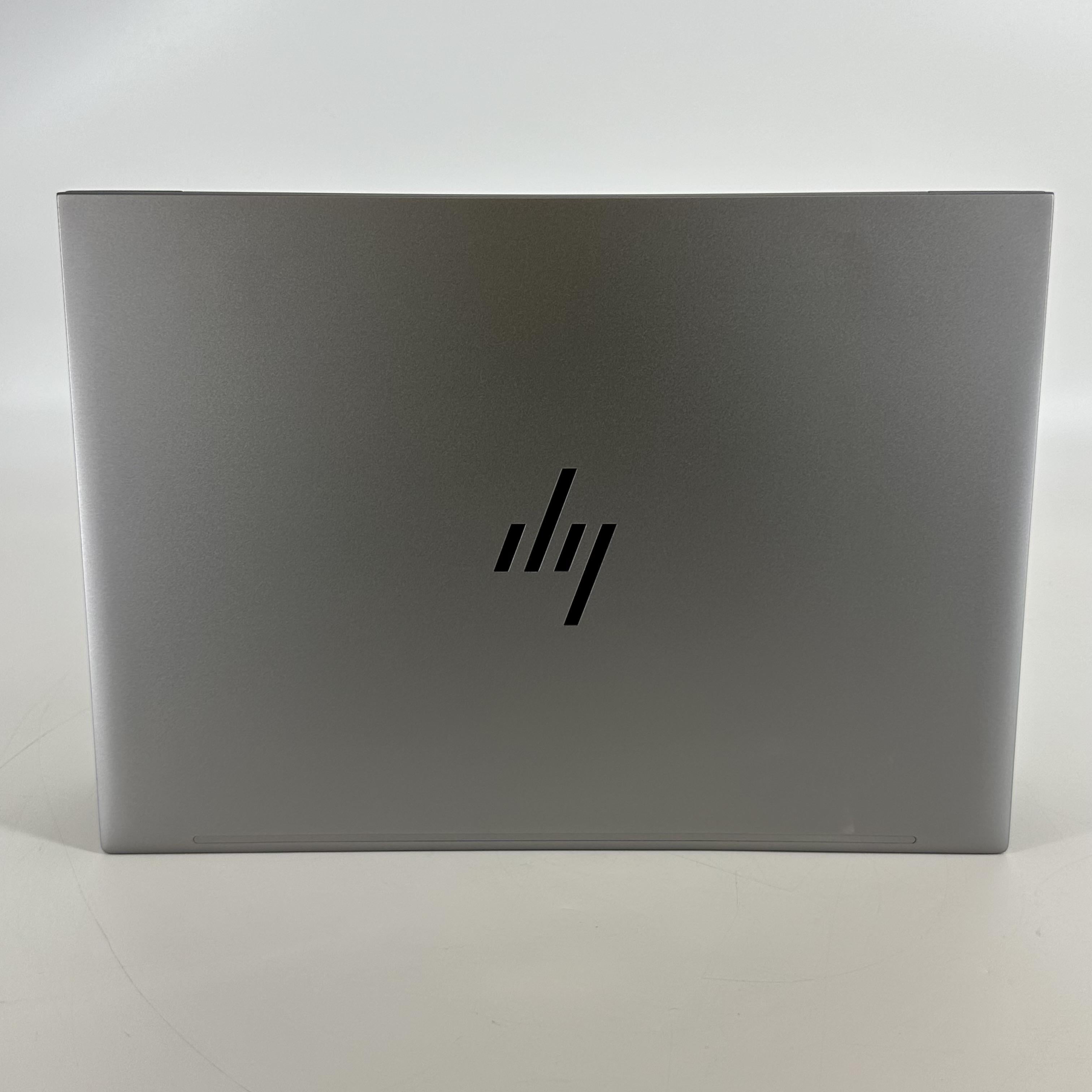 HP ZBook Firefly 14 G11 Silver 1.7 GHz Intel Core Ultra 7 32GB RAM 1TB Solid State Drive