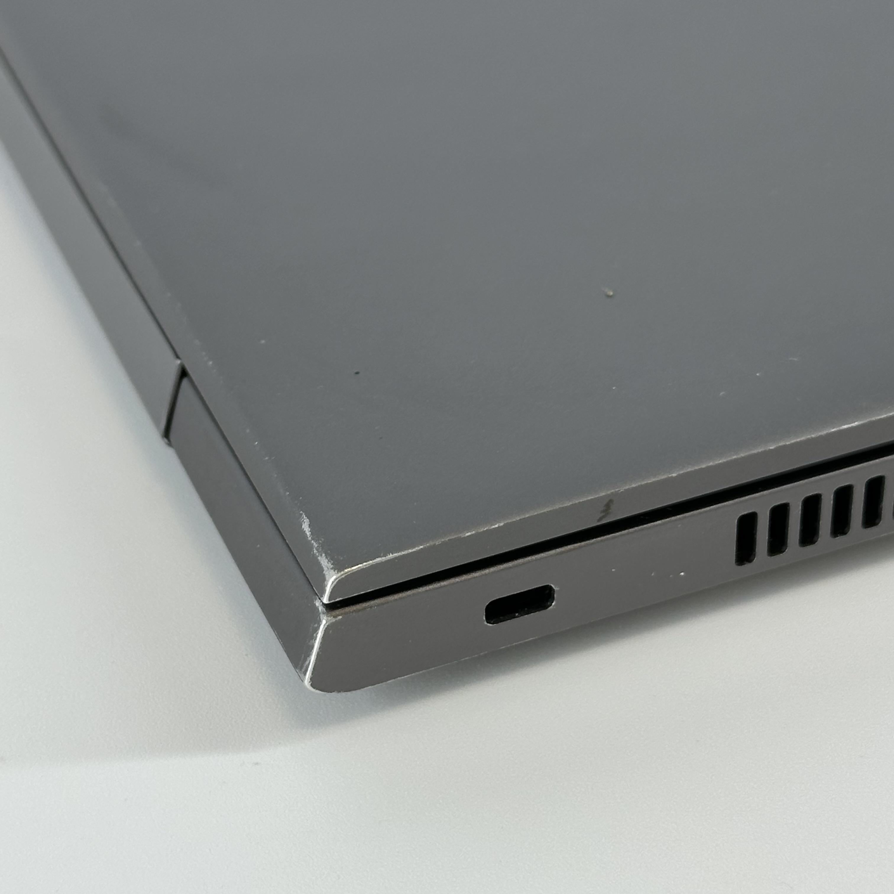 HP ZBook 15u G6 Gray 1.9 GHz Intel Core i7 8th Gen. 16GB RAM 256GB Solid State Drive