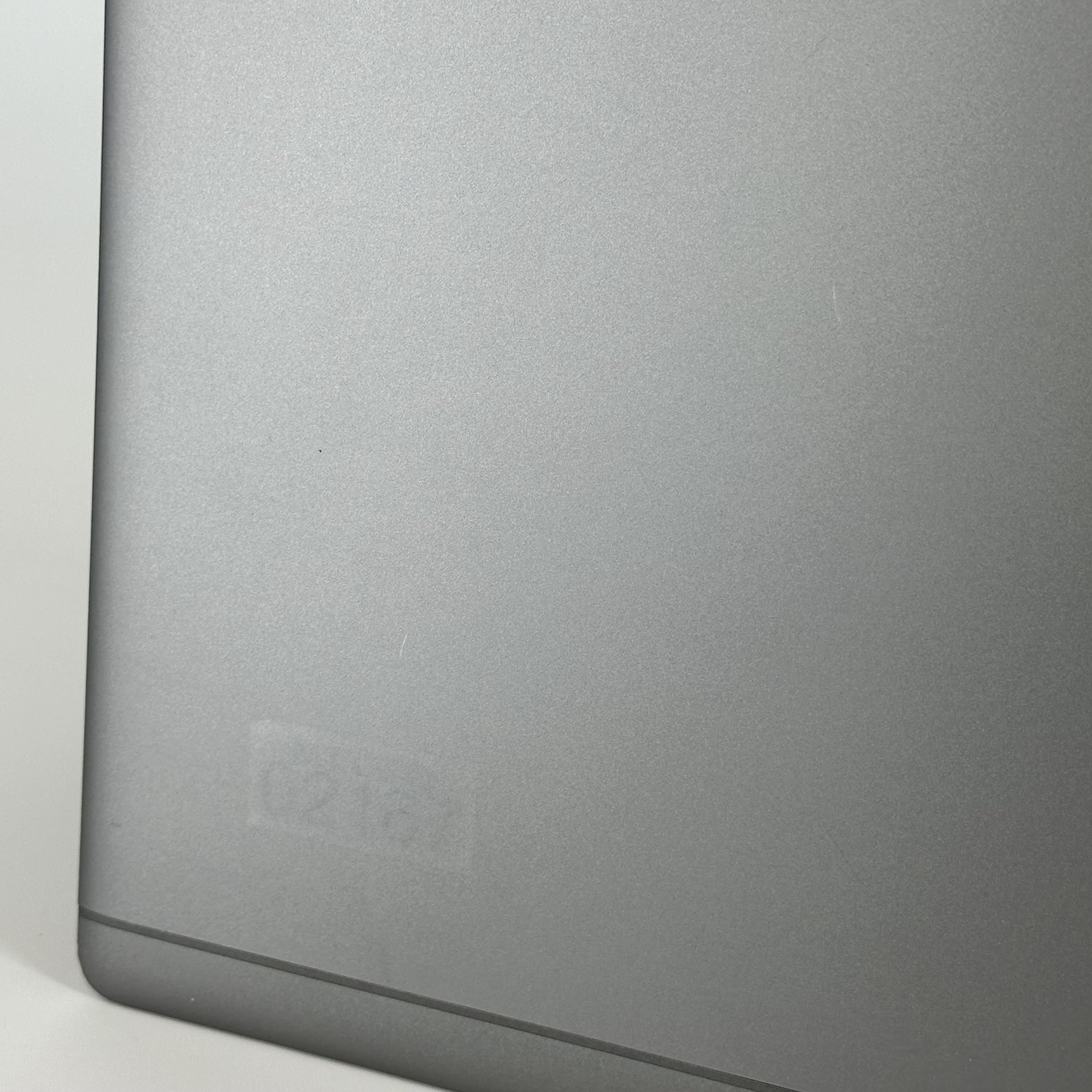 HP ZBook 15u G6 Gray 1.9 GHz Intel Core i7 8th Gen. 16GB RAM 256GB Solid State Drive