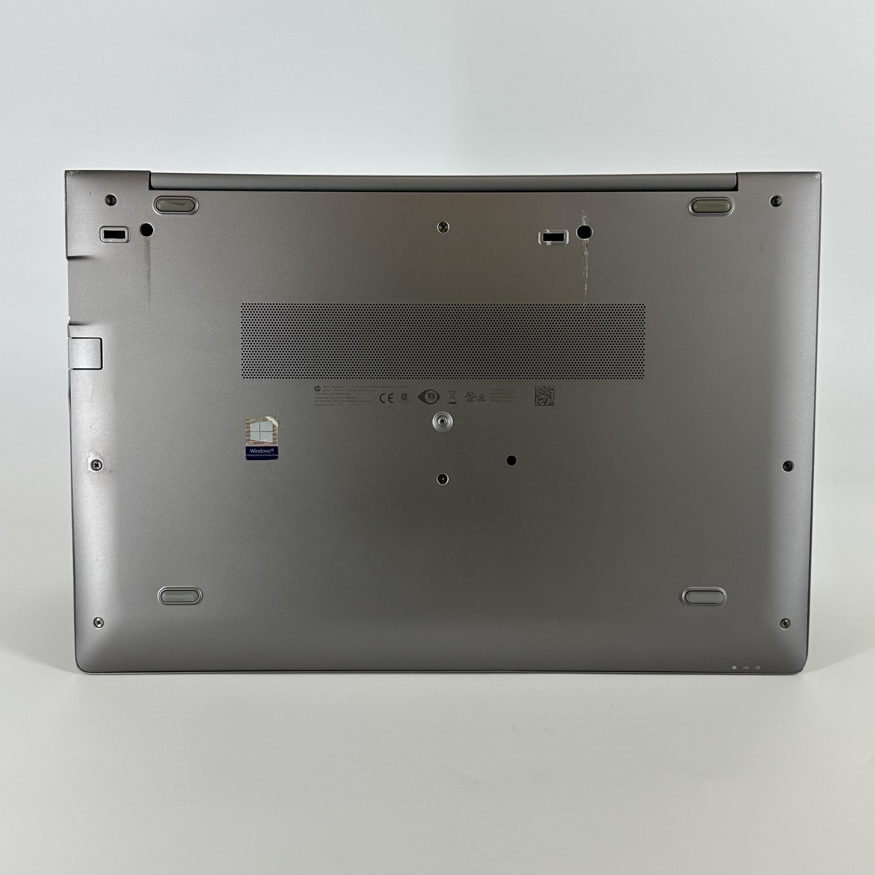 HP ZBook 15u G6 Gray 1.9 GHz Intel Core i7 8th Gen. 16GB RAM 256GB Solid State Drive