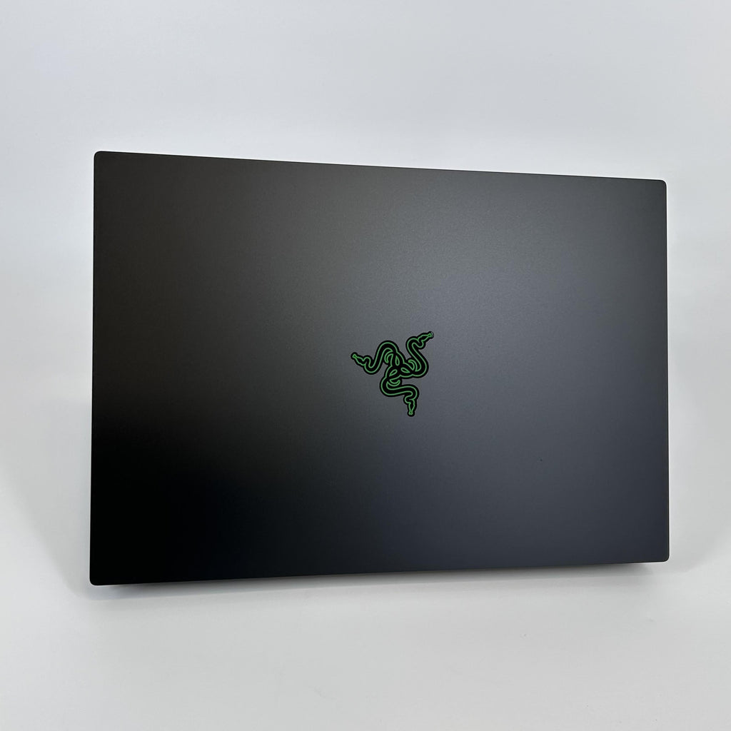 Razer Blade 16 2024 Black 2.2 GHz Intel Core i9 14th Gen. 64GB RAM 2TB Solid State Drive NVIDIA GeForce RTX 4090 16 GB