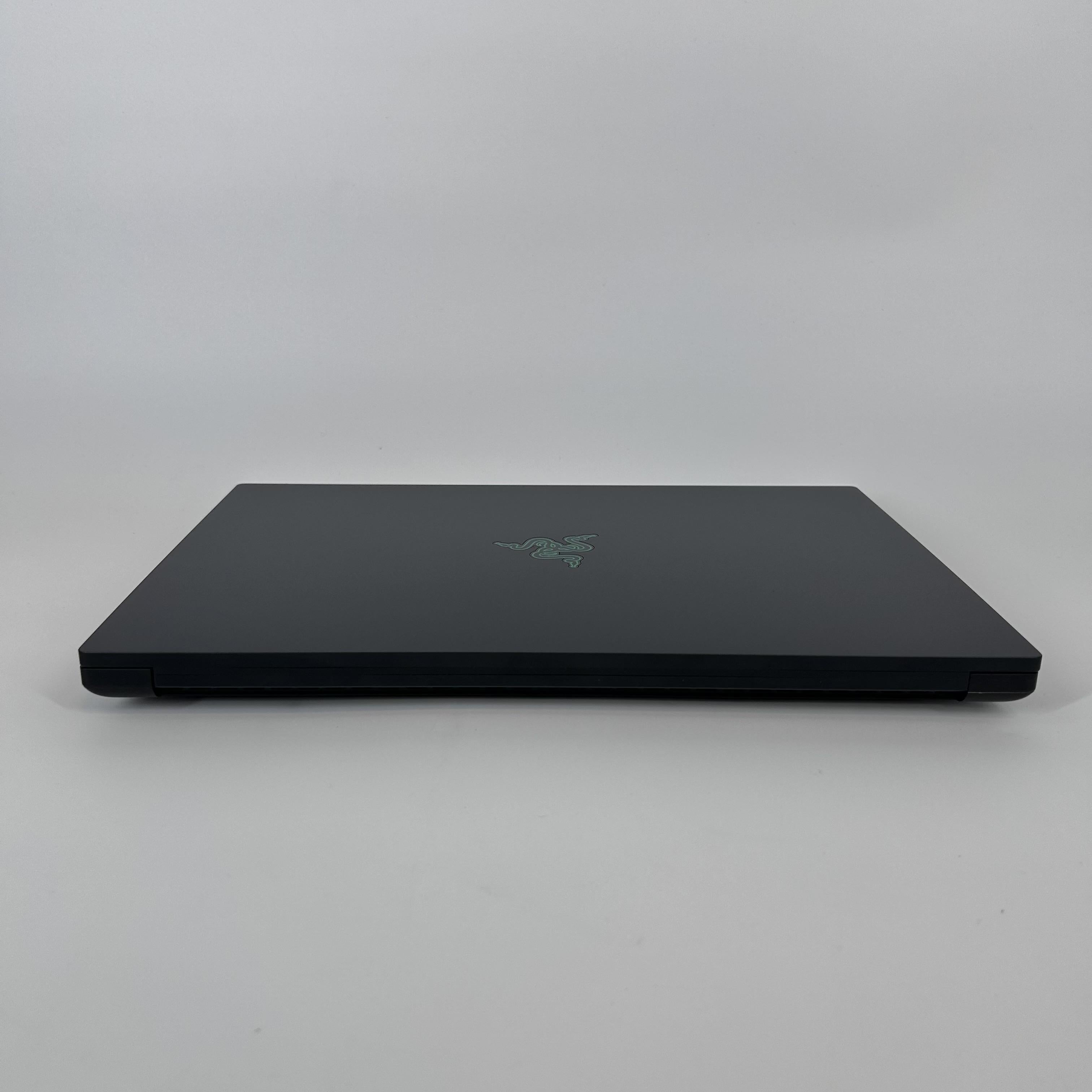 Razer Blade 16 2024 Black 2.2 GHz Intel Core i9 14th Gen. 64GB RAM 2TB Solid State Drive NVIDIA GeForce RTX 4090 16 GB