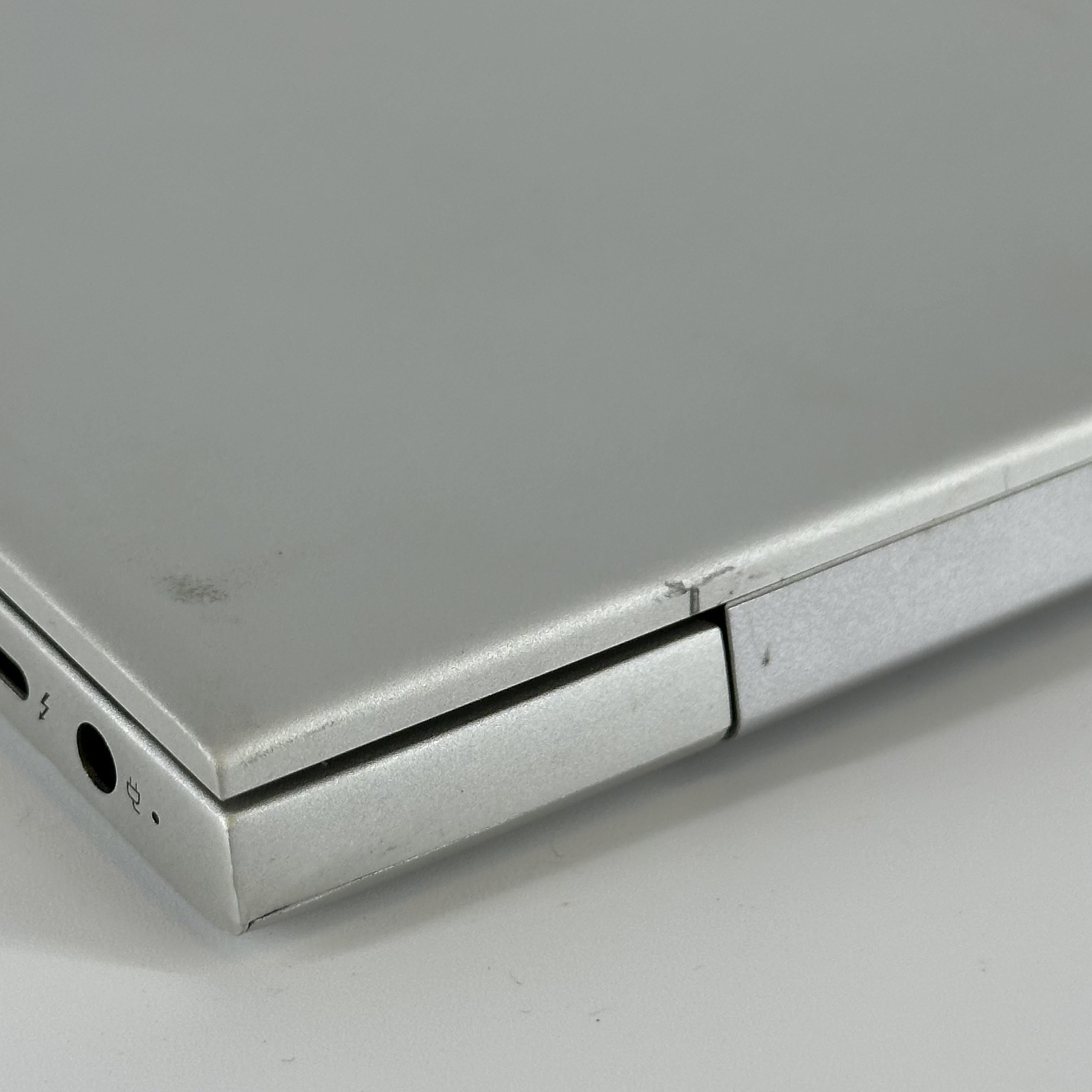 HP Elitebook 840 G6 14 Silver 1.8 GHz Intel Core i7 8th Gen. 16GB RAM 256GB Solid State Drive