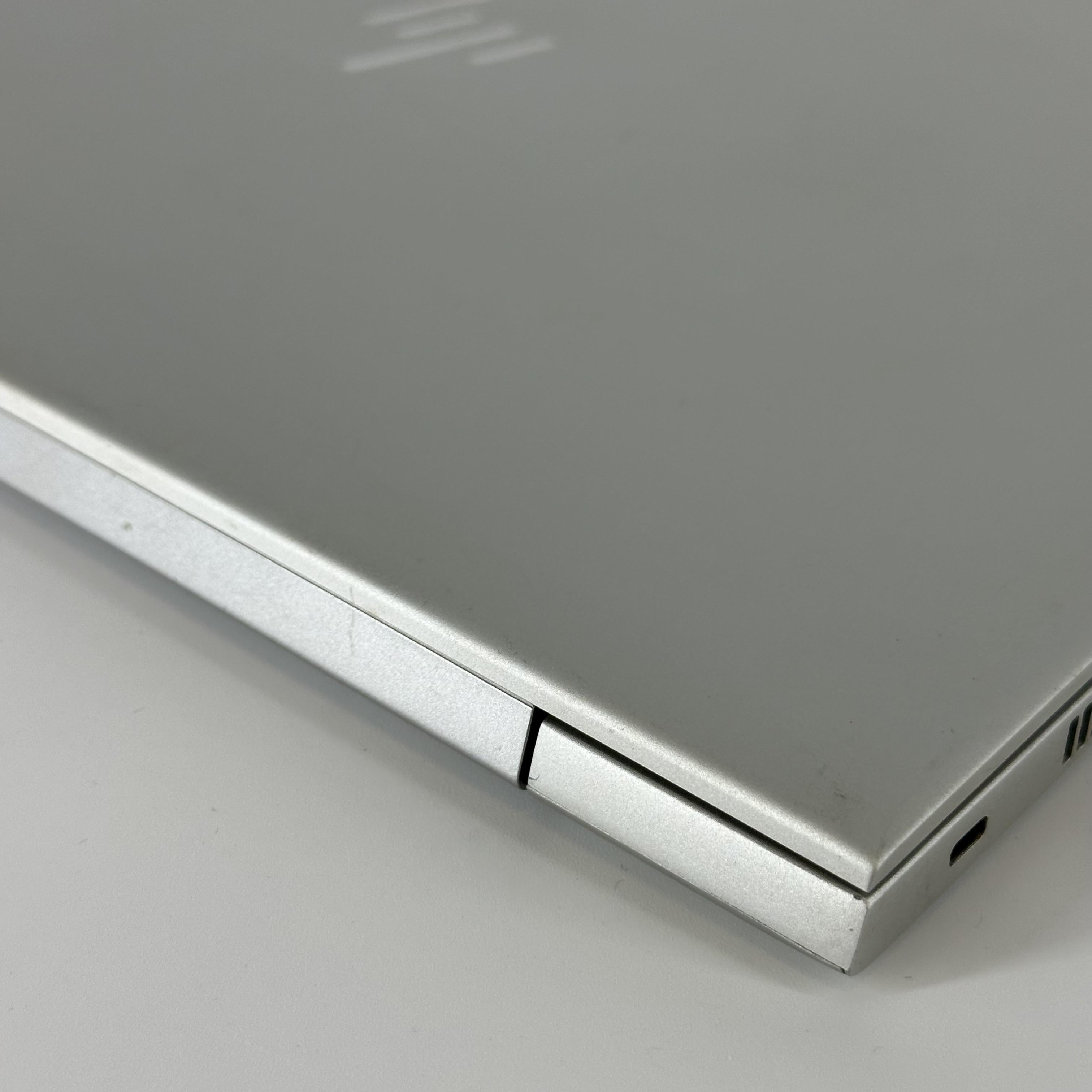 HP Elitebook 840 G6 14 Silver 1.8 GHz Intel Core i7 8th Gen. 16GB RAM 256GB Solid State Drive