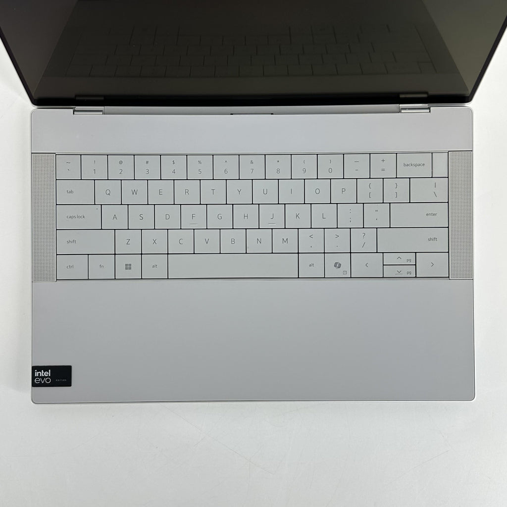 Dell XPS 14 9440 Platinum 1.4 GHz Intel Core Ultra 7 32GB RAM 1TB Solid State Drive