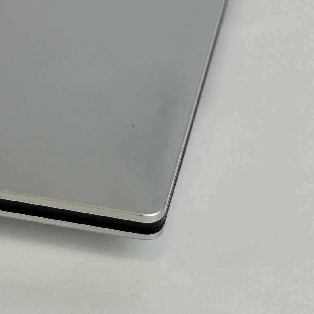 Dell XPS 17 9710 Silver 2.3 GHz Intel Core i7 11th Gen. 16GB RAM 512GB Solid State Drive NVIDIA GeForce RTX 3050 4 GB