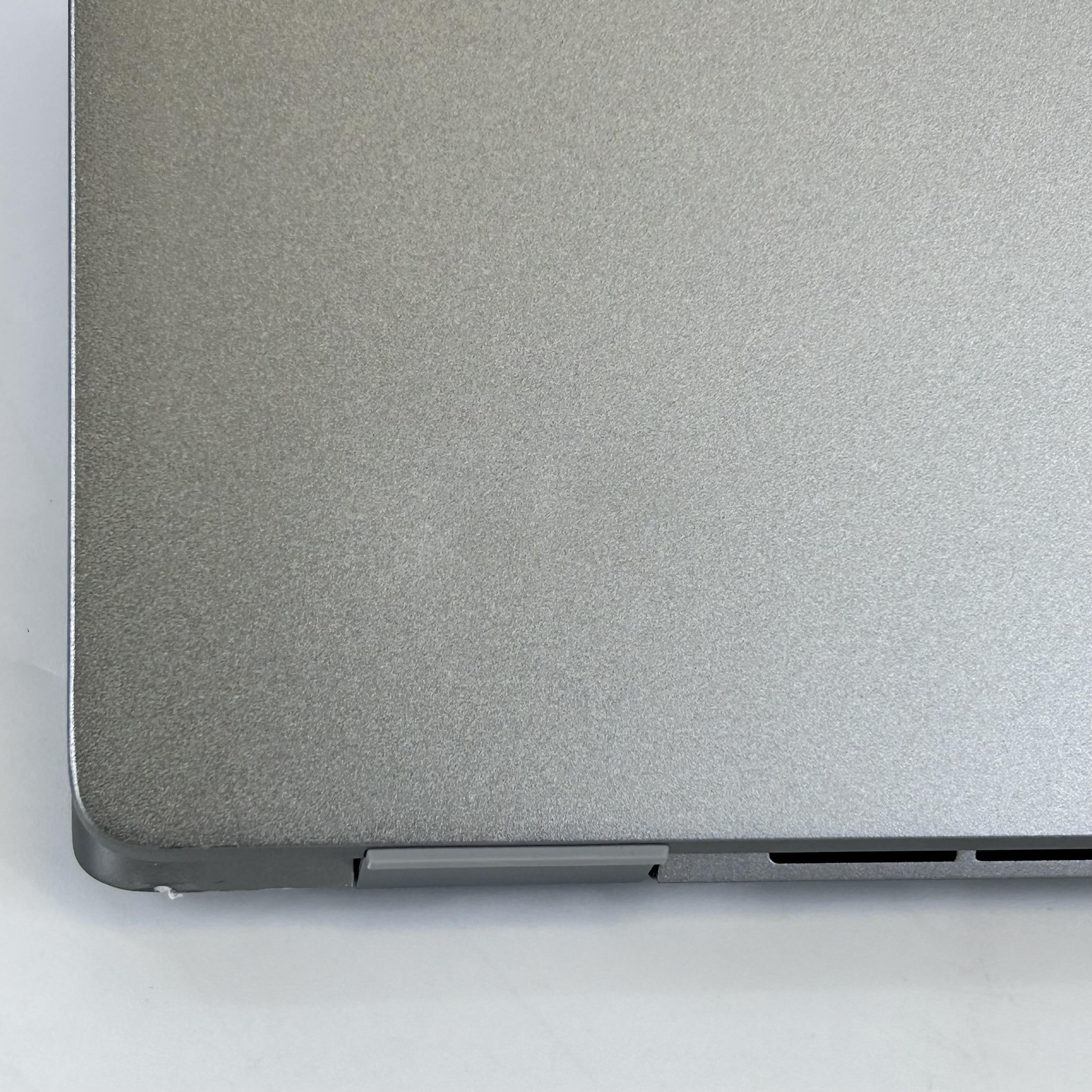 Dell Latitude 7440 14 Gray 1.9 GHz Intel Core i7 13th Gen. 32GB RAM 256GB Solid State Drive