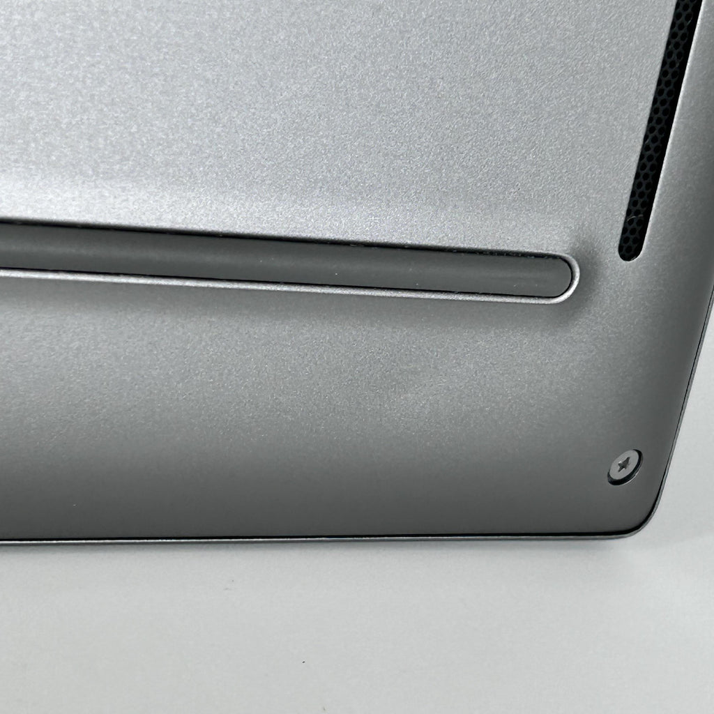 Dell Latitude 7440 14 Gray 1.9 GHz Intel Core i7 13th Gen. 32GB RAM 256GB Solid State Drive