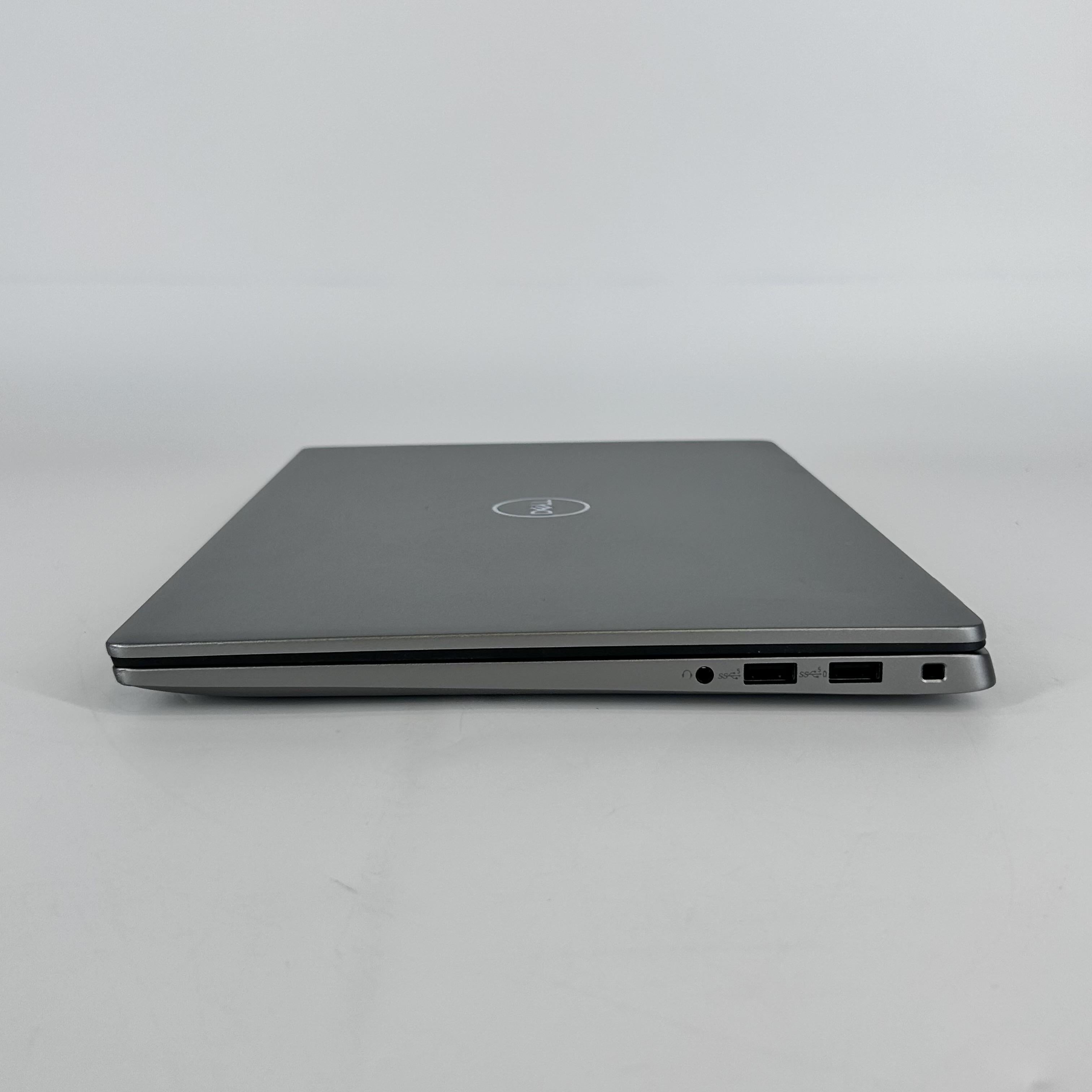 Dell Latitude 7440 14 Gray 1.9 GHz Intel Core i7 13th Gen. 32GB RAM 256GB Solid State Drive