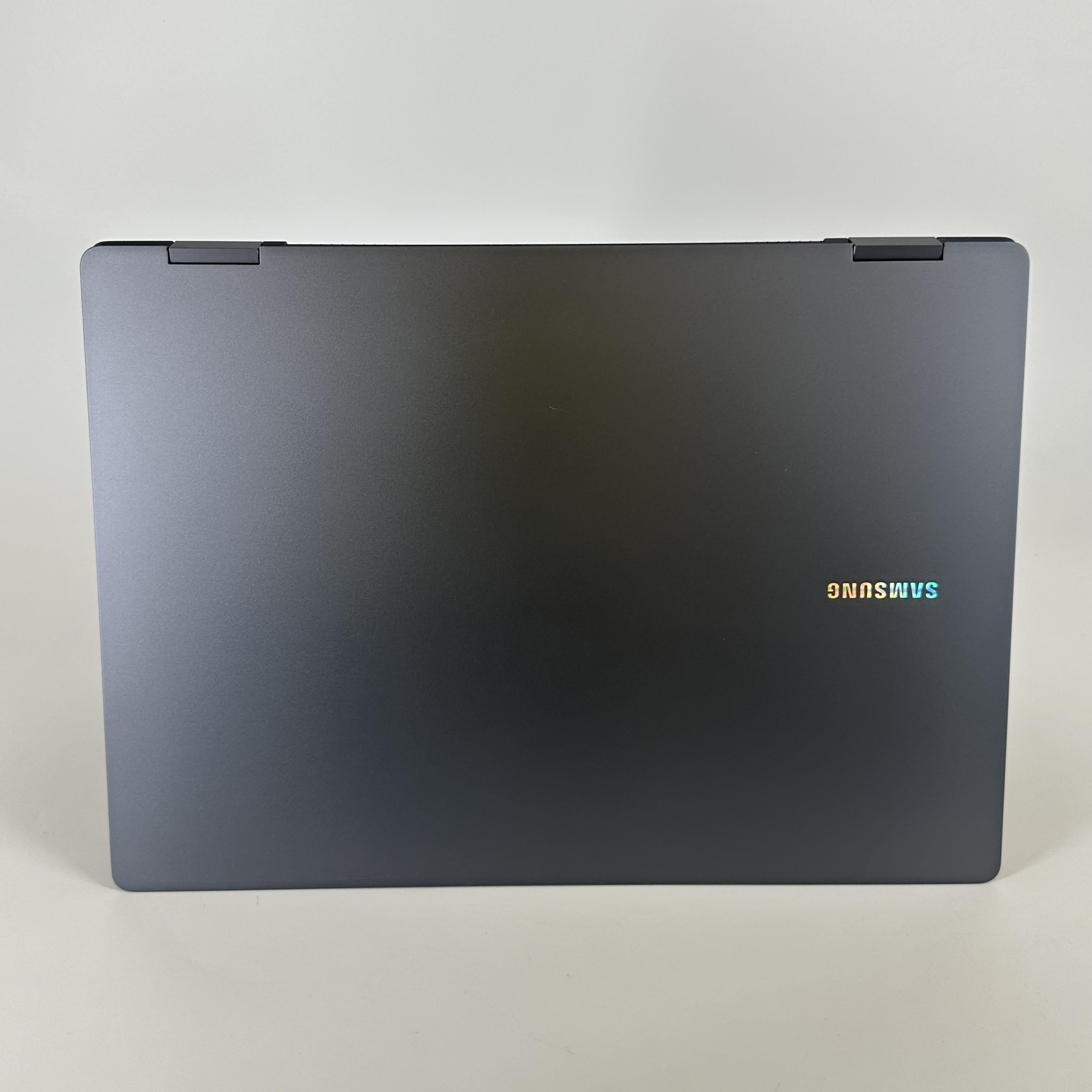 Samsung Galaxy Book4 Pro 360 16 Gray 3.8 GHz Intel Core Ultra 7 16GB RAM 1TB Solid State Drive