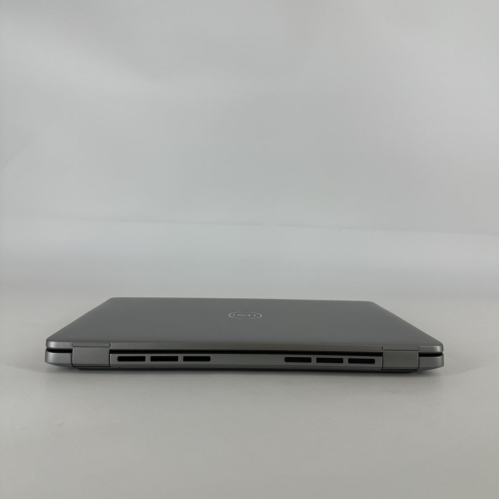Dell Precision 3490 14 Gray 3.6 GHz Intel Core Ultra 5 16GB RAM 256GB Solid State Drive