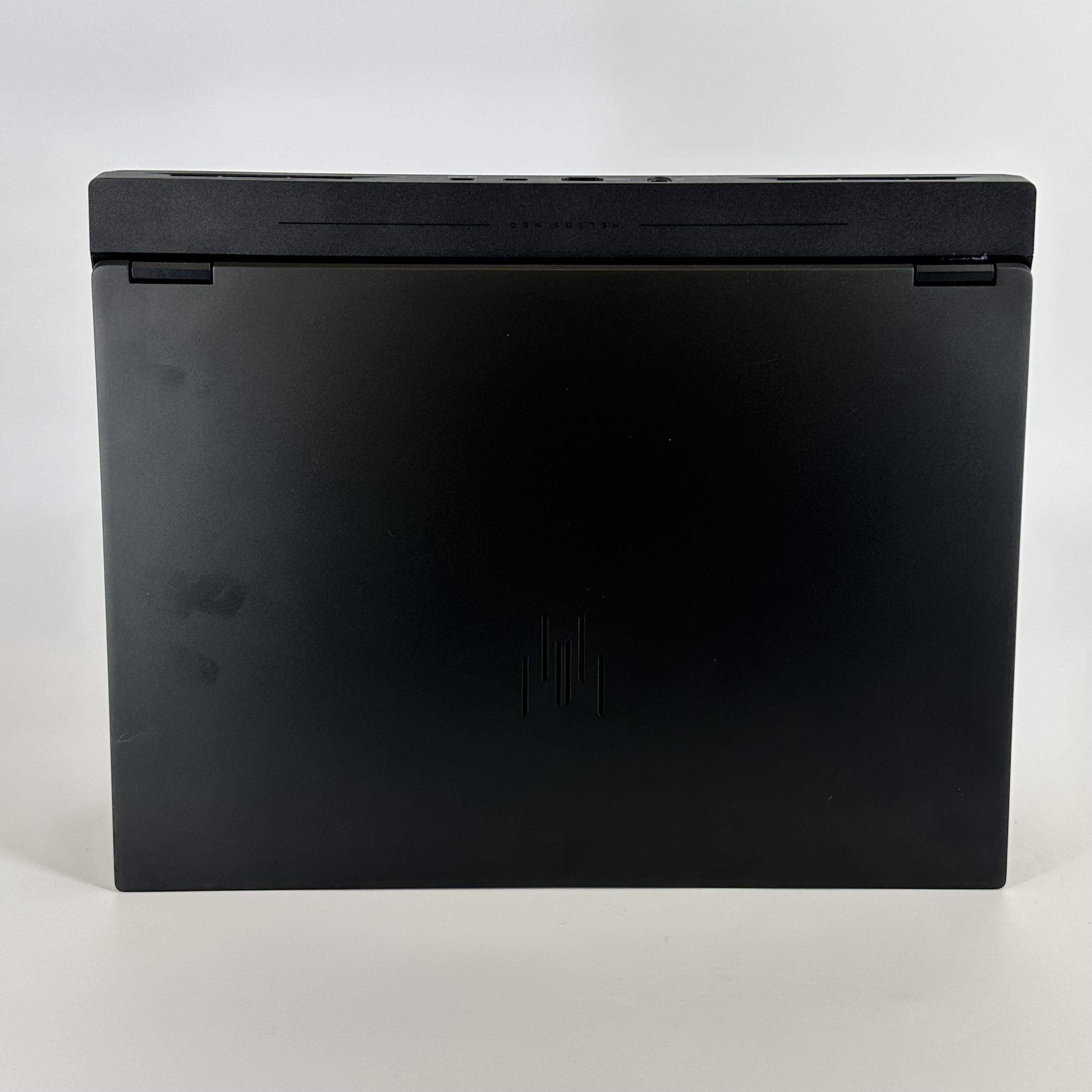 Acer Predator Helios Neo 16S AI 16 Black 2.7 GHz Intel Core Ultra 9 Series 2 32GB RAM 1TB Solid State Drive NVIDIA GeForce RTX 5070 Ti 12 GB