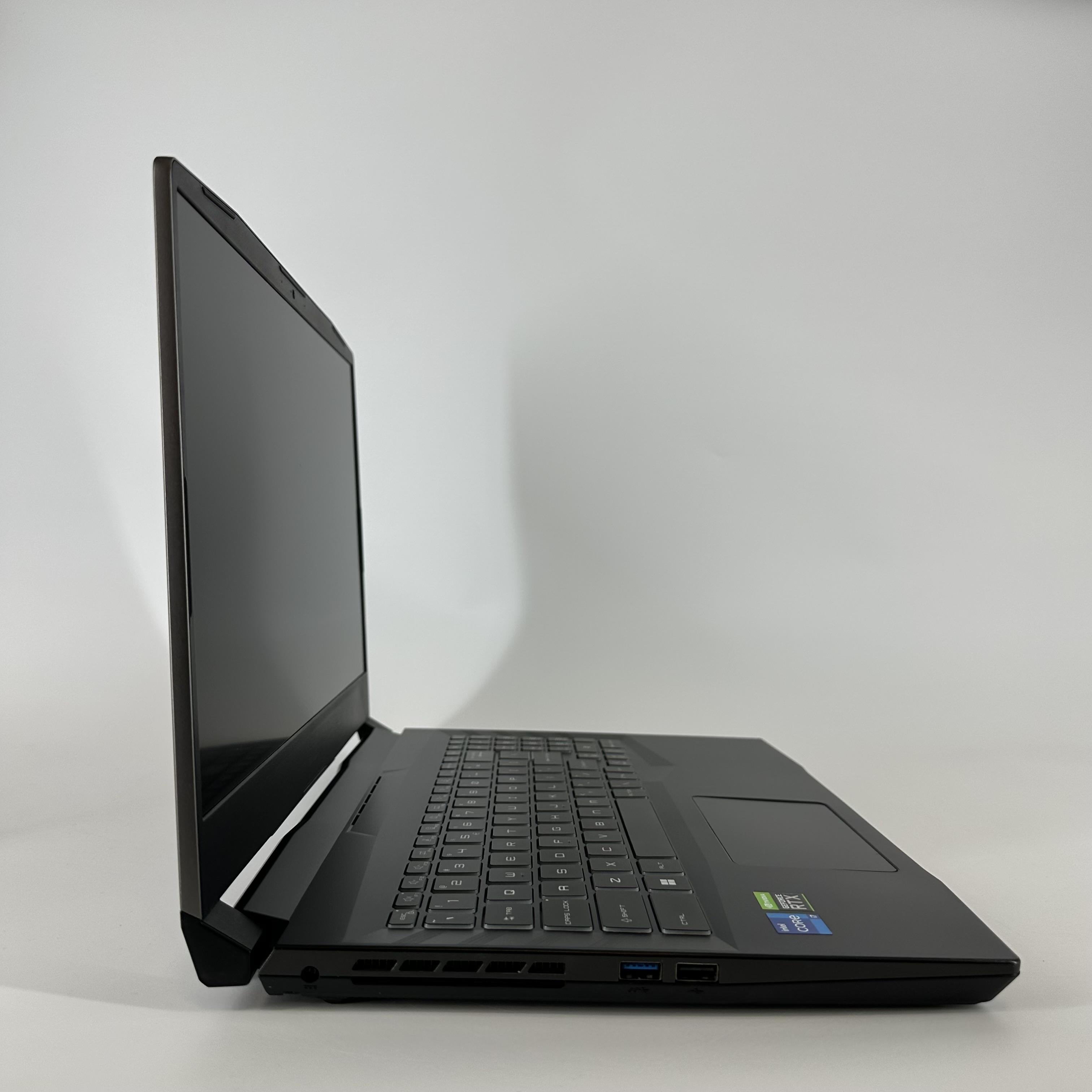 MSI Crosshair 15 Black 2.3 GHz Intel Core i7 11th Gen. 32GB RAM 2TB Solid State Drive 512GB Solid State Drive NVIDIA GeForce RTX 3060 6 GB