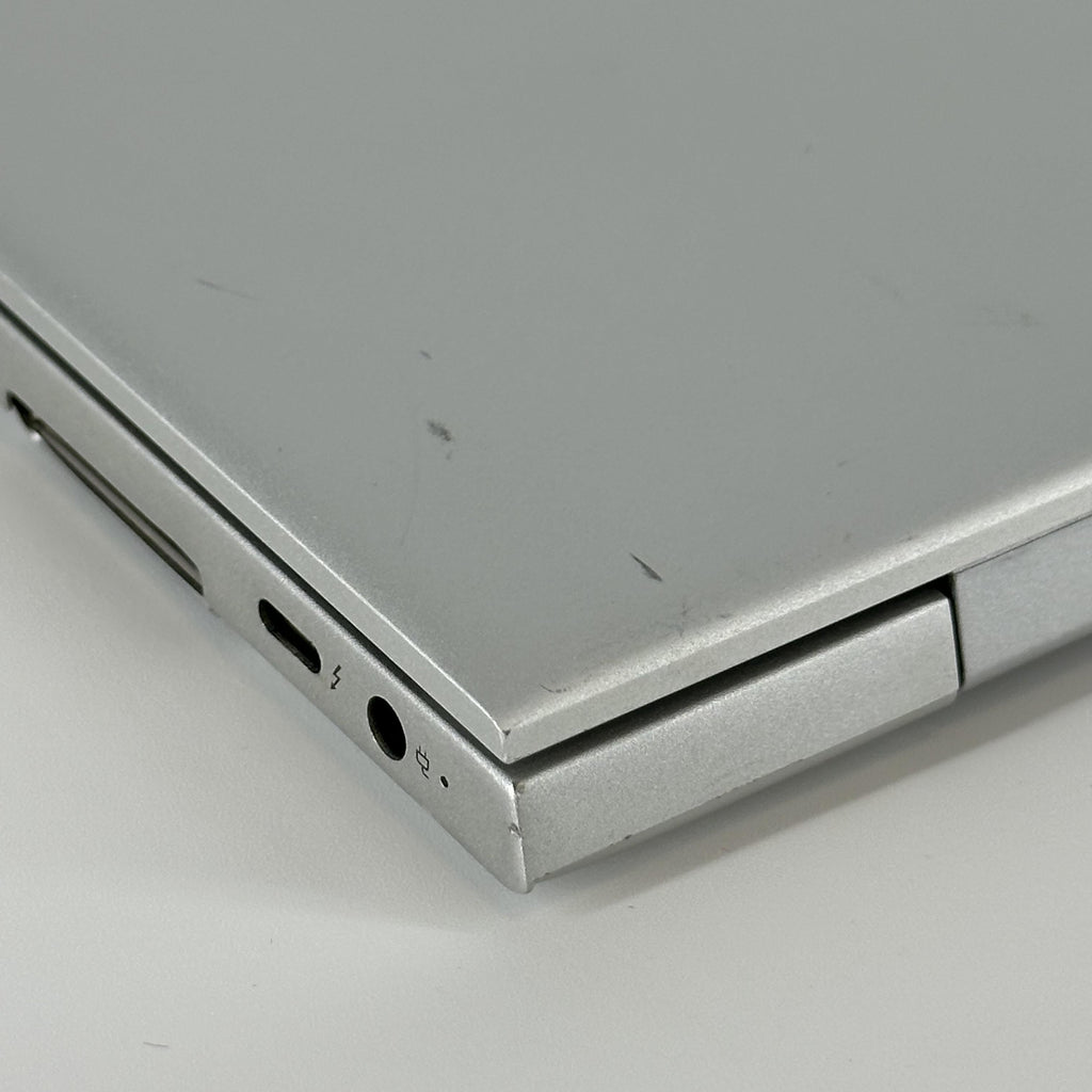 HP Elitebook 840 G5 14 Silver 1.8 GHz Intel Core i7 8th Gen. 16GB RAM 256GB Solid State Drive