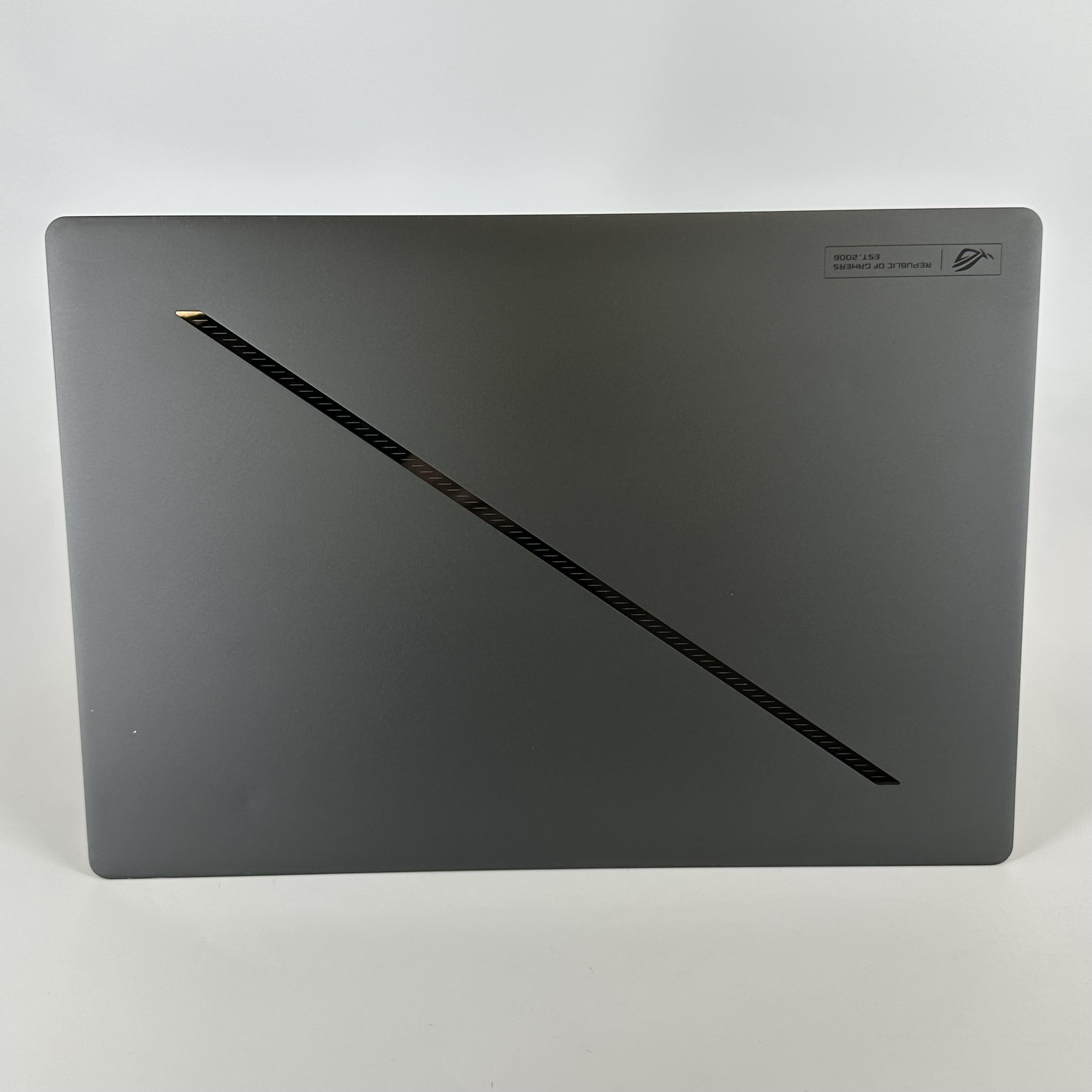 Asus ROG Zephyrus G16 GU605 16 Black 2.9 GHz Intel Core Ultra 9 Series 2 32GB RAM 2TB Solid State Drive NVIDIA GeForce RTX 5080 16 GB