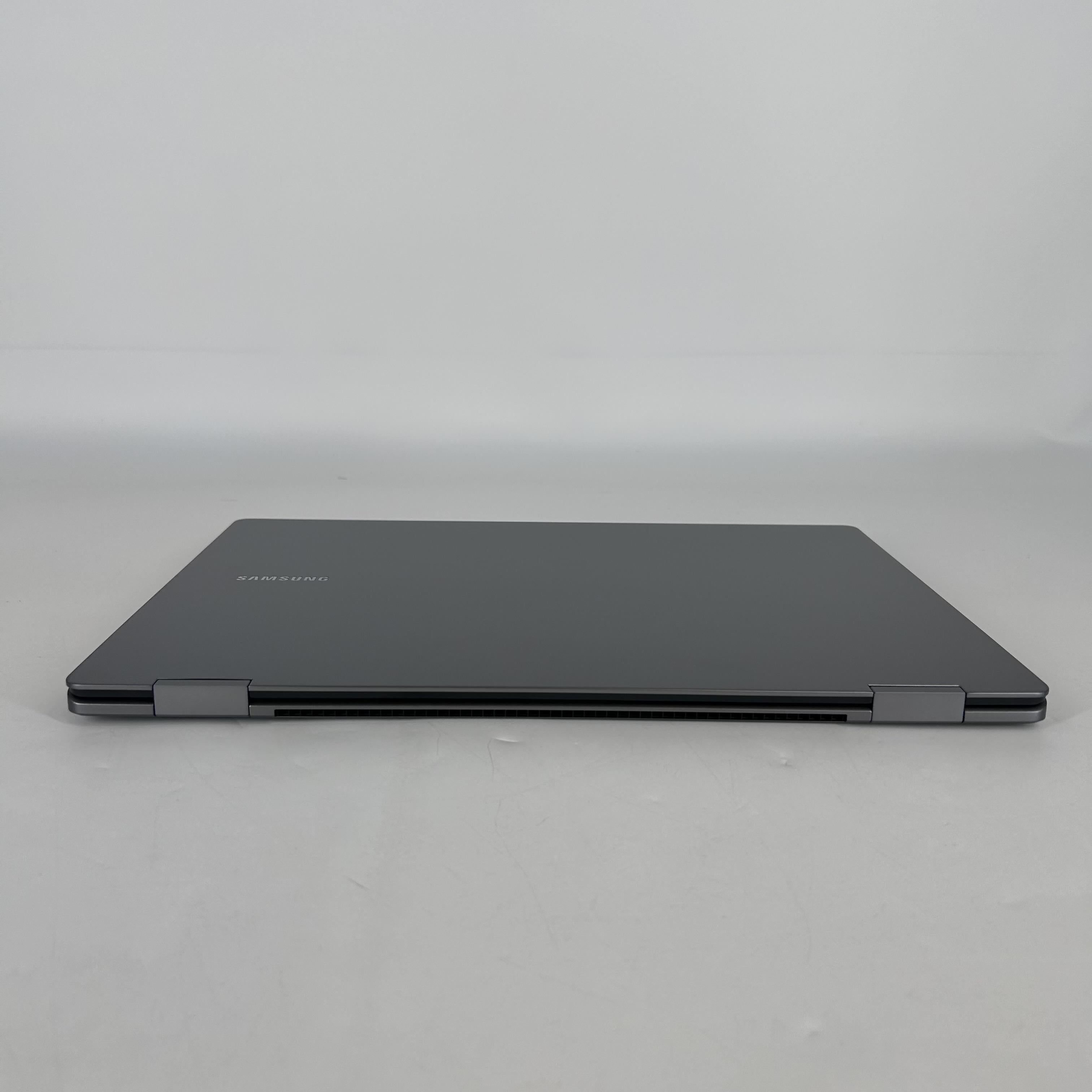 Samsung Galaxy Book5 Pro 360 16 Gray 2.2 GHz Intel Core Ultra 7 Series 2 16GB RAM 1TB Solid State Drive