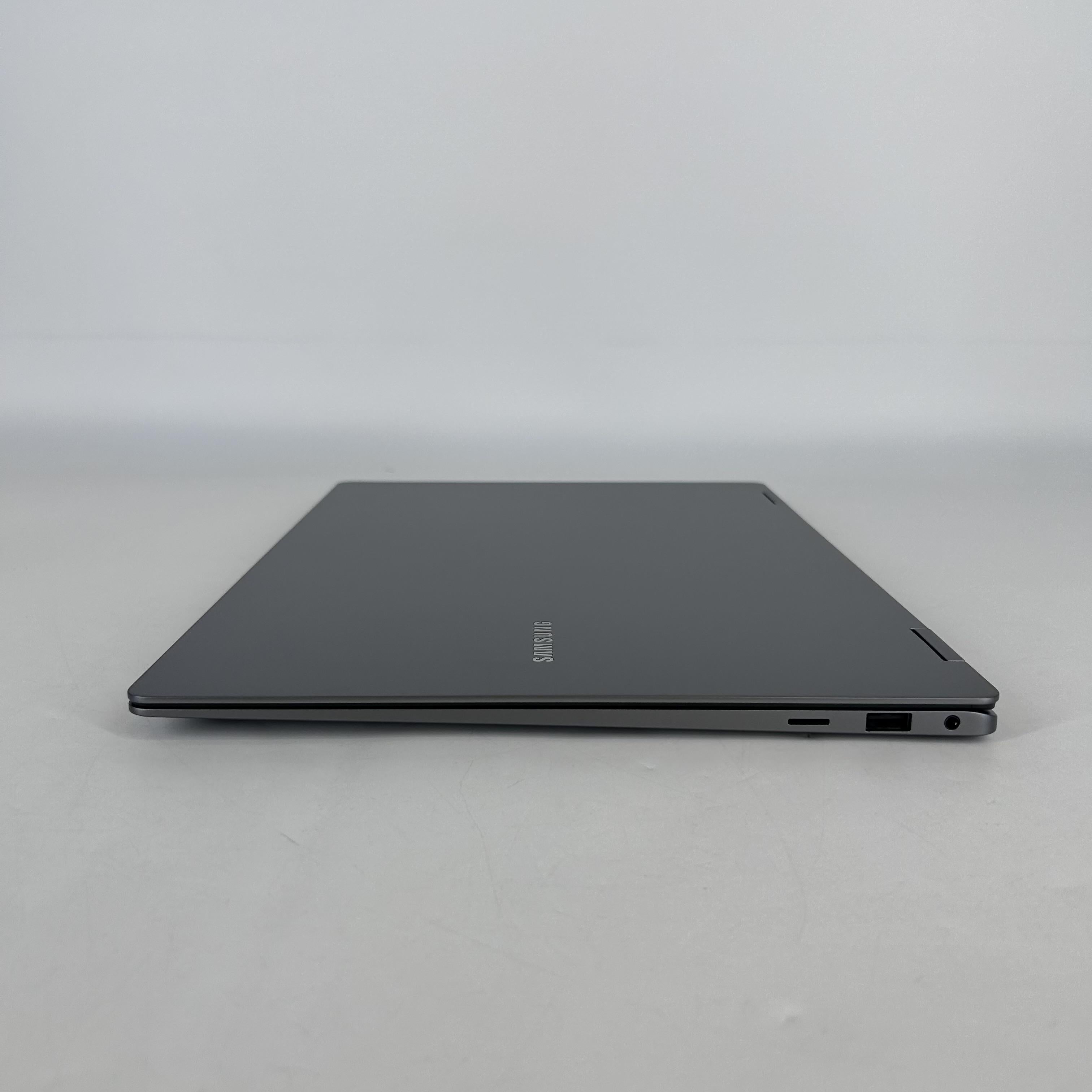 Samsung Galaxy Book5 Pro 360 16 Gray 2.2 GHz Intel Core Ultra 7 Series 2 16GB RAM 1TB Solid State Drive