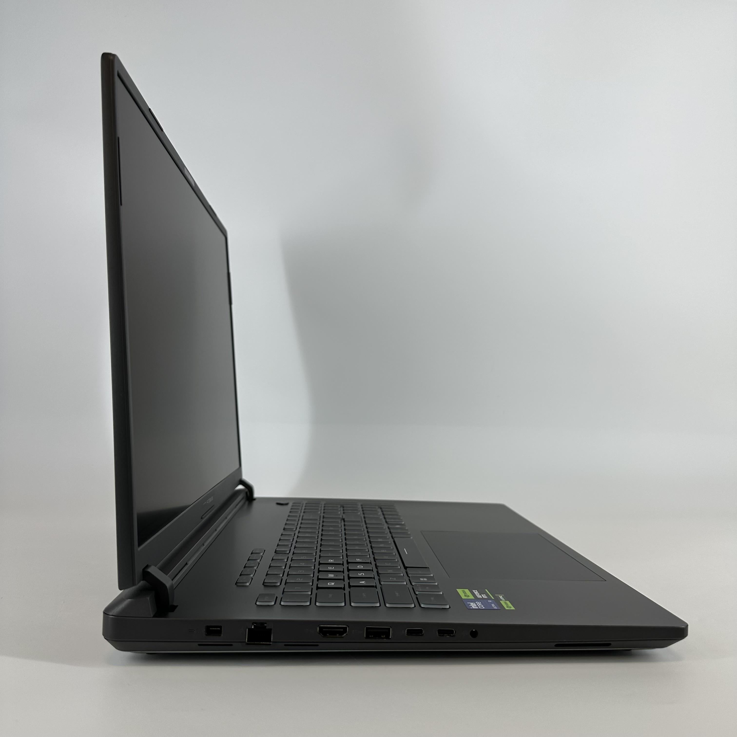 Asus ROG Strix G18 G815 18 Black 2.7 GHz Intel Core Ultra 9 Series 2 64GB RAM 2TB Solid State Drive NVIDIA GeForce RTX 5070 8 GB