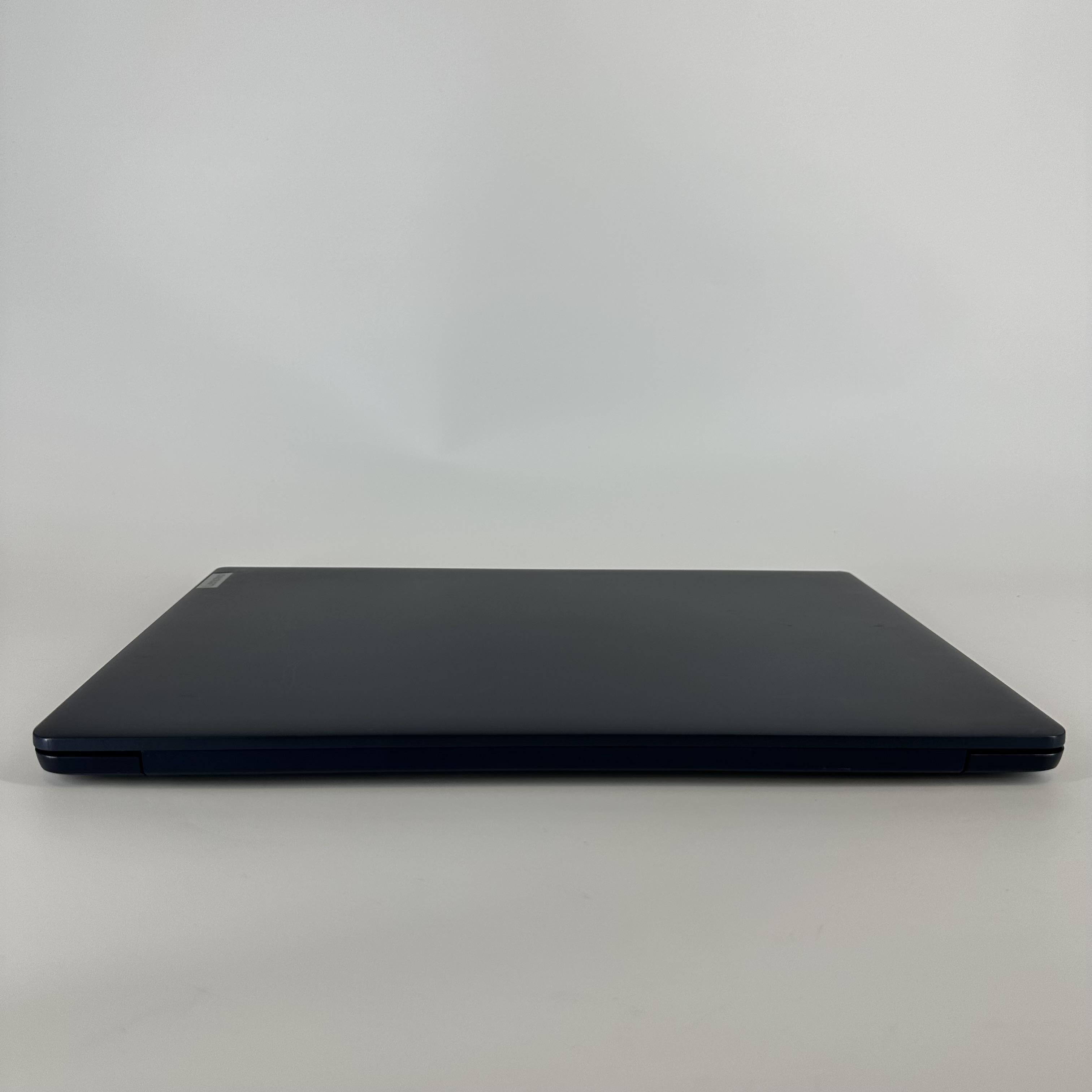 Lenovo IdeaPad 3 17.3 Blue 2.0 GHz AMD Ryzen 7 5825U 8GB RAM 512GB Solid State Drive