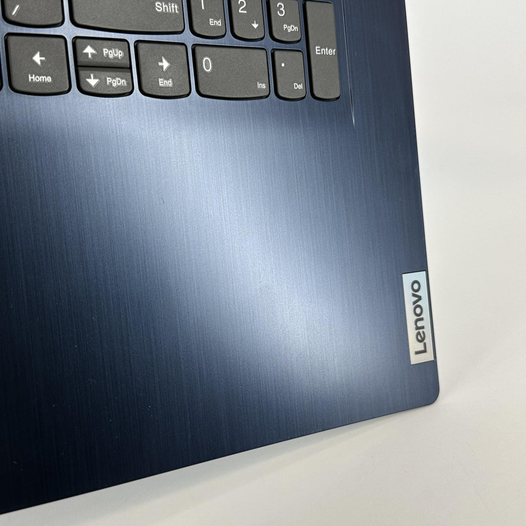 Lenovo IdeaPad 3 17.3 Blue 2.0 GHz AMD Ryzen 7 5825U 8GB RAM 512GB Solid State Drive