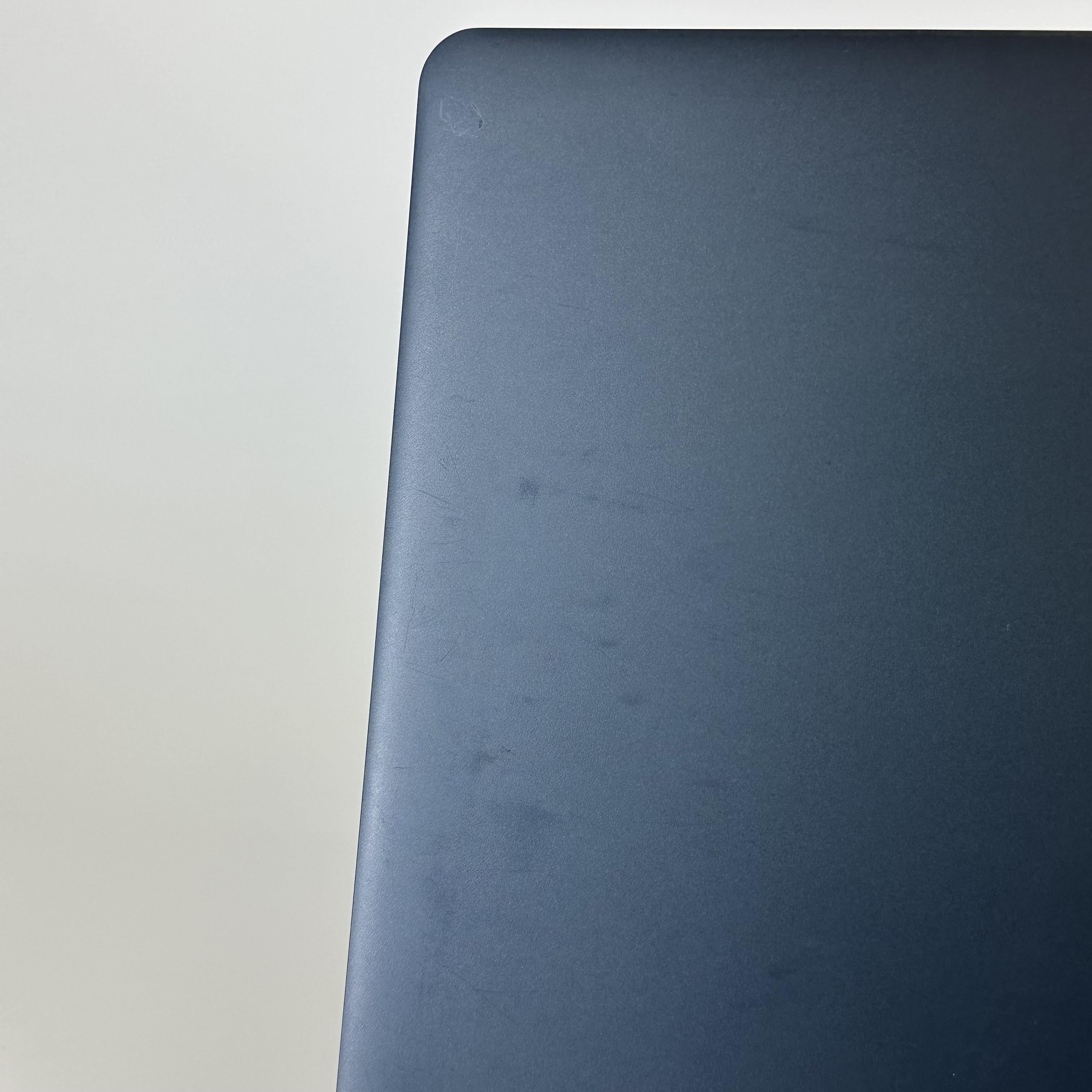 Lenovo IdeaPad 3 17.3 Blue 2.0 GHz AMD Ryzen 7 5825U 8GB RAM 512GB Solid State Drive