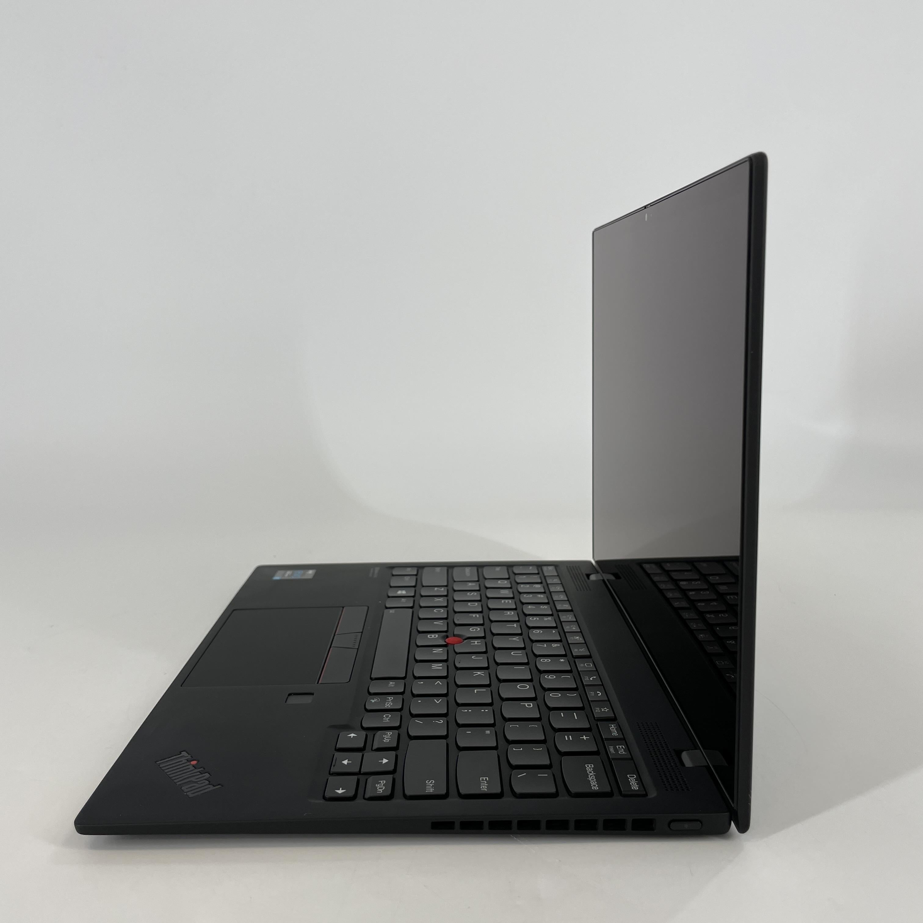 Lenovo ThinkPad X1 Nano Gen 1 13 Black 1.3 GHz Intel Core i7 11th Gen. 16GB RAM 1TB Solid State Drive